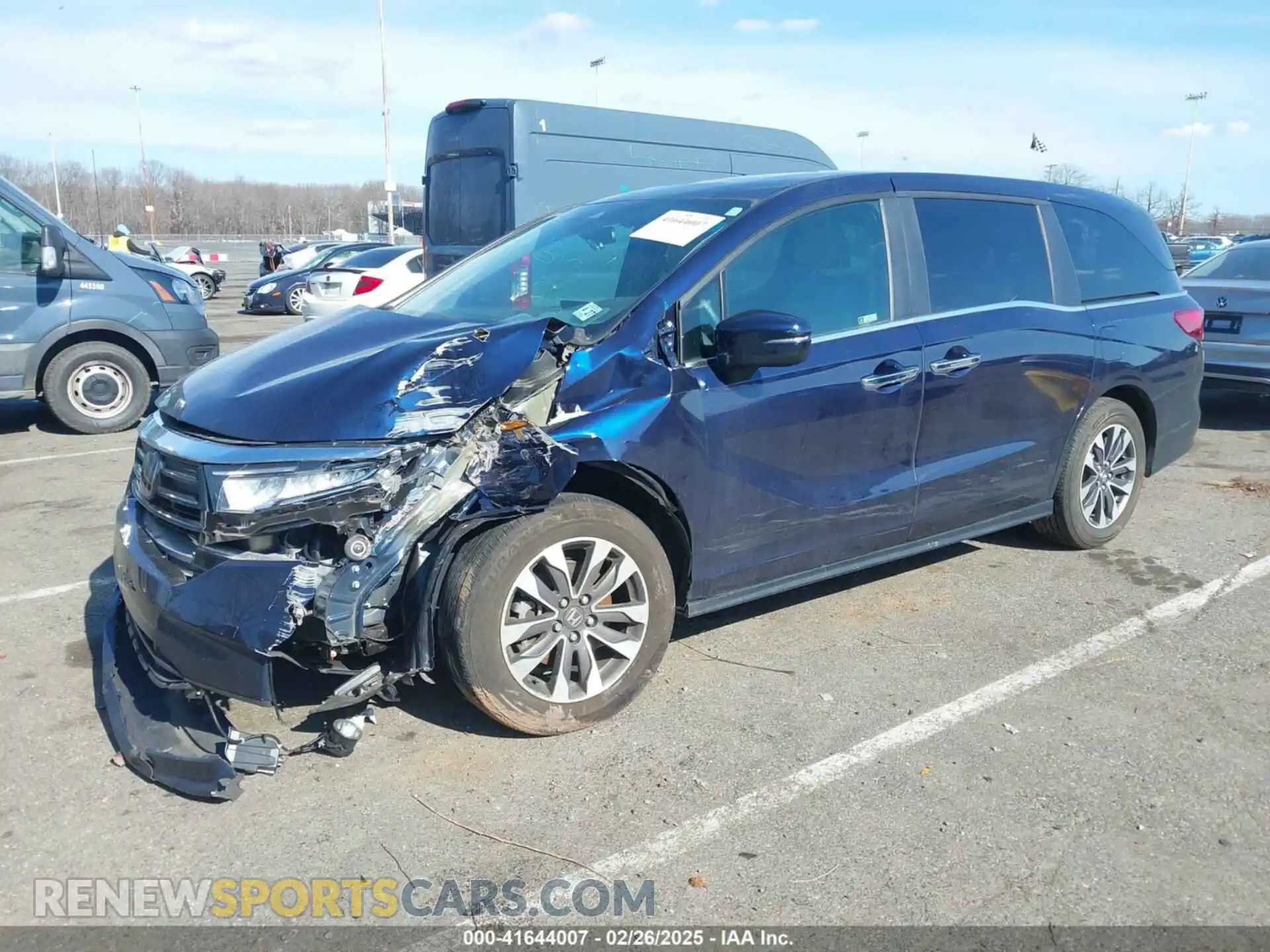 2 Photograph of a damaged car 5FNRL6H76NB064166 HONDA ODYSSEY 2022