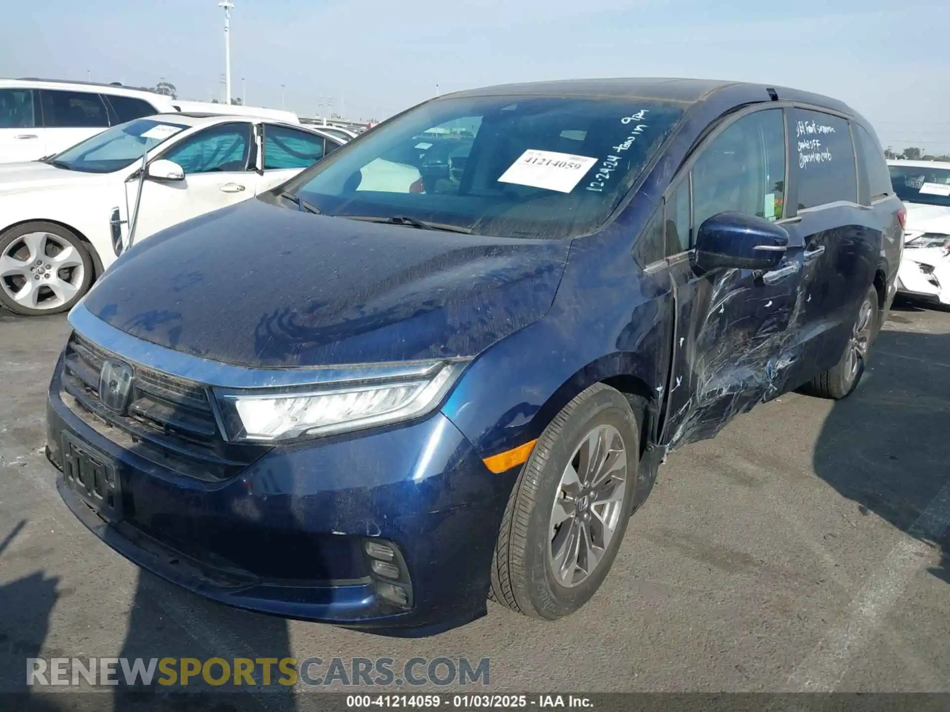 2 Photograph of a damaged car 5FNRL6H77NB013825 HONDA ODYSSEY 2022