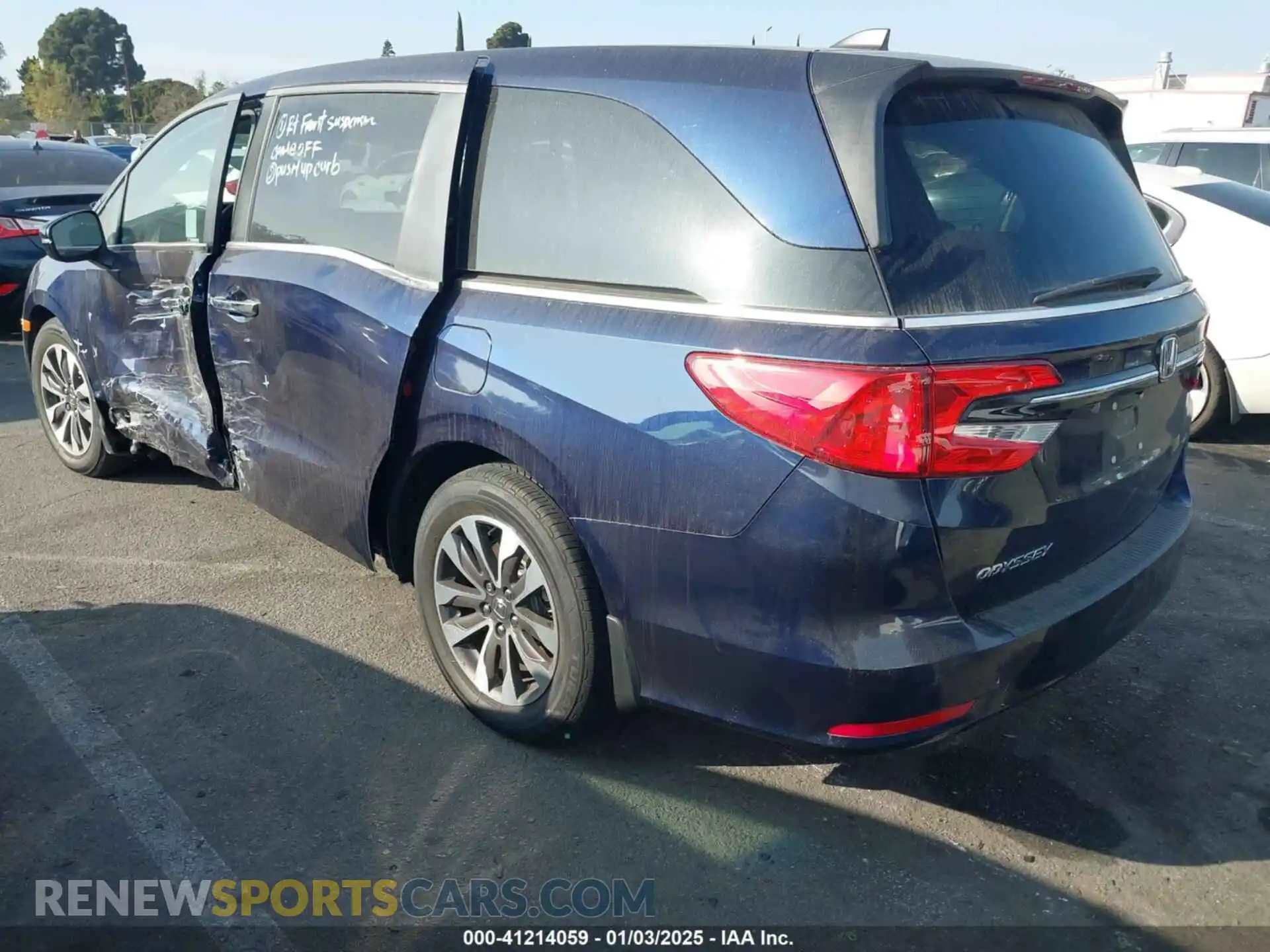 3 Photograph of a damaged car 5FNRL6H77NB013825 HONDA ODYSSEY 2022
