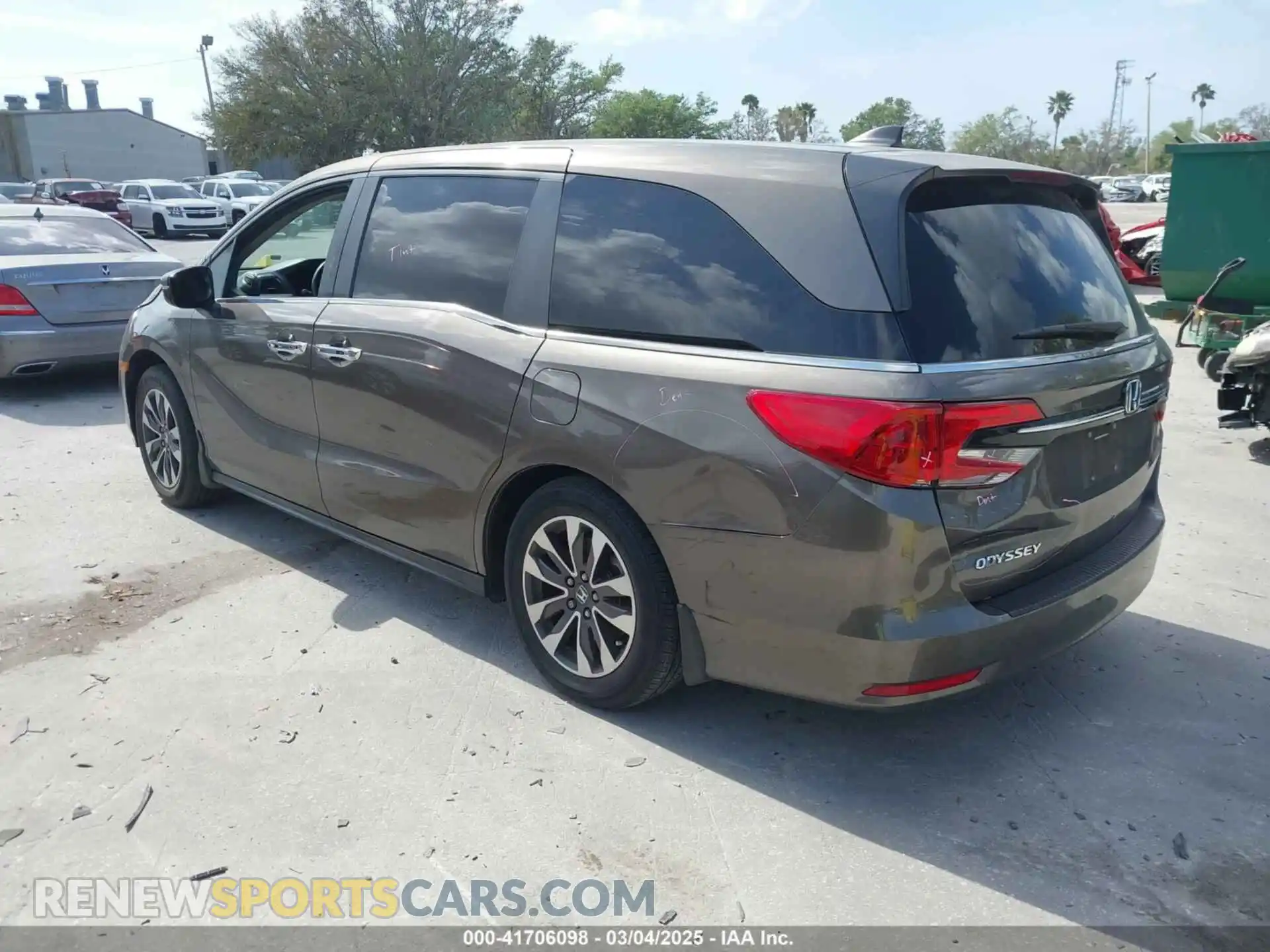 3 Photograph of a damaged car 5FNRL6H77NB031502 HONDA ODYSSEY 2022