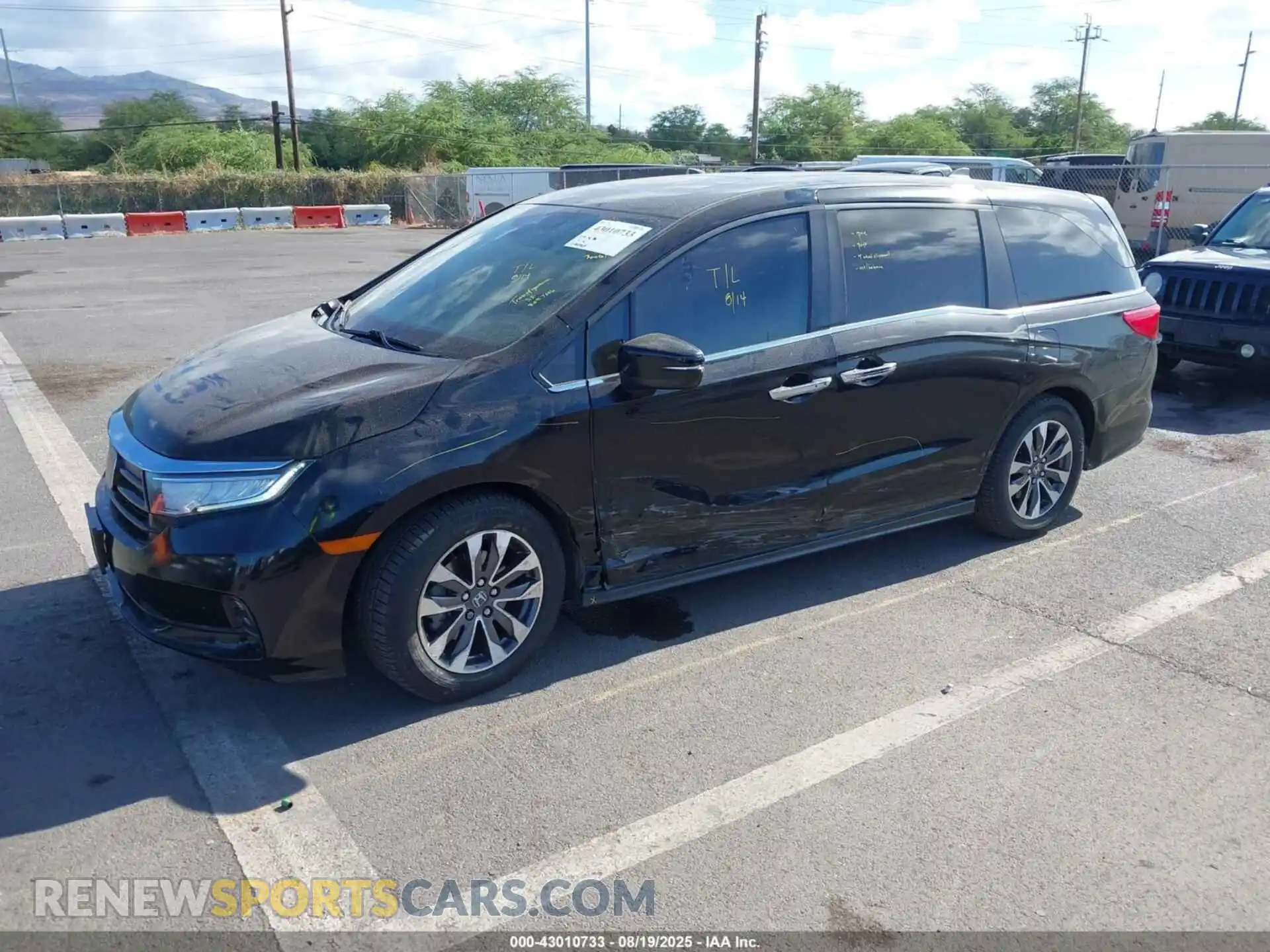 2 Photograph of a damaged car 5FNRL6H78NB019911 HONDA ODYSSEY 2022