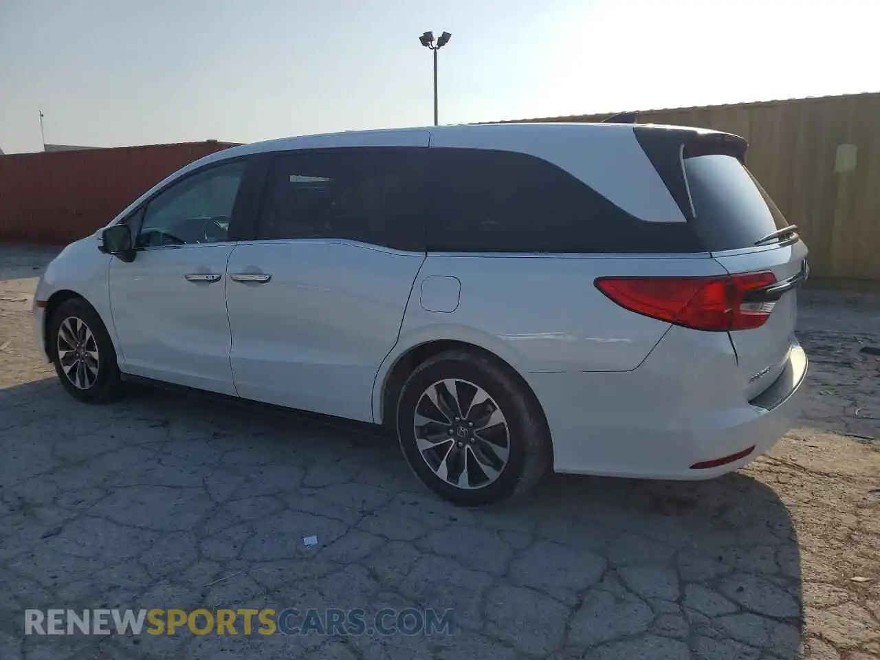 2 Photograph of a damaged car 5FNRL6H78NB044548 HONDA ODYSSEY 2022
