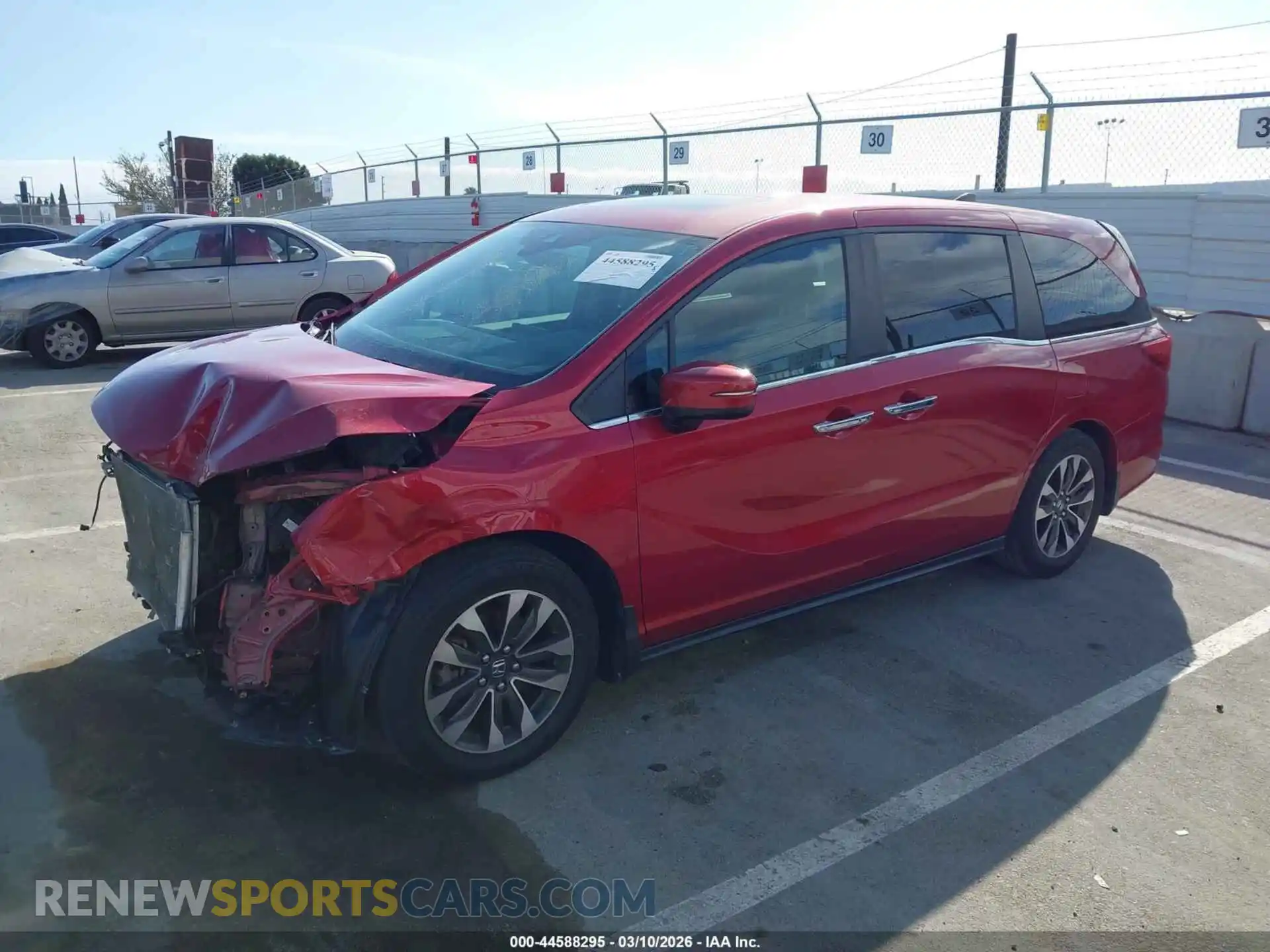 2 Photograph of a damaged car 5FNRL6H79NB046096 HONDA ODYSSEY 2022