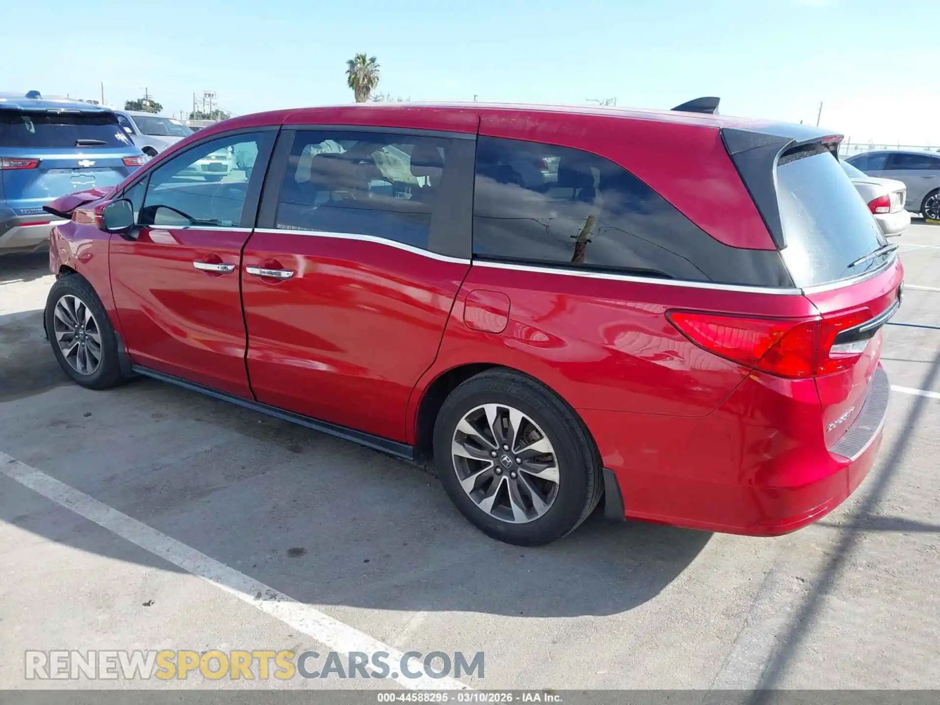 3 Photograph of a damaged car 5FNRL6H79NB046096 HONDA ODYSSEY 2022