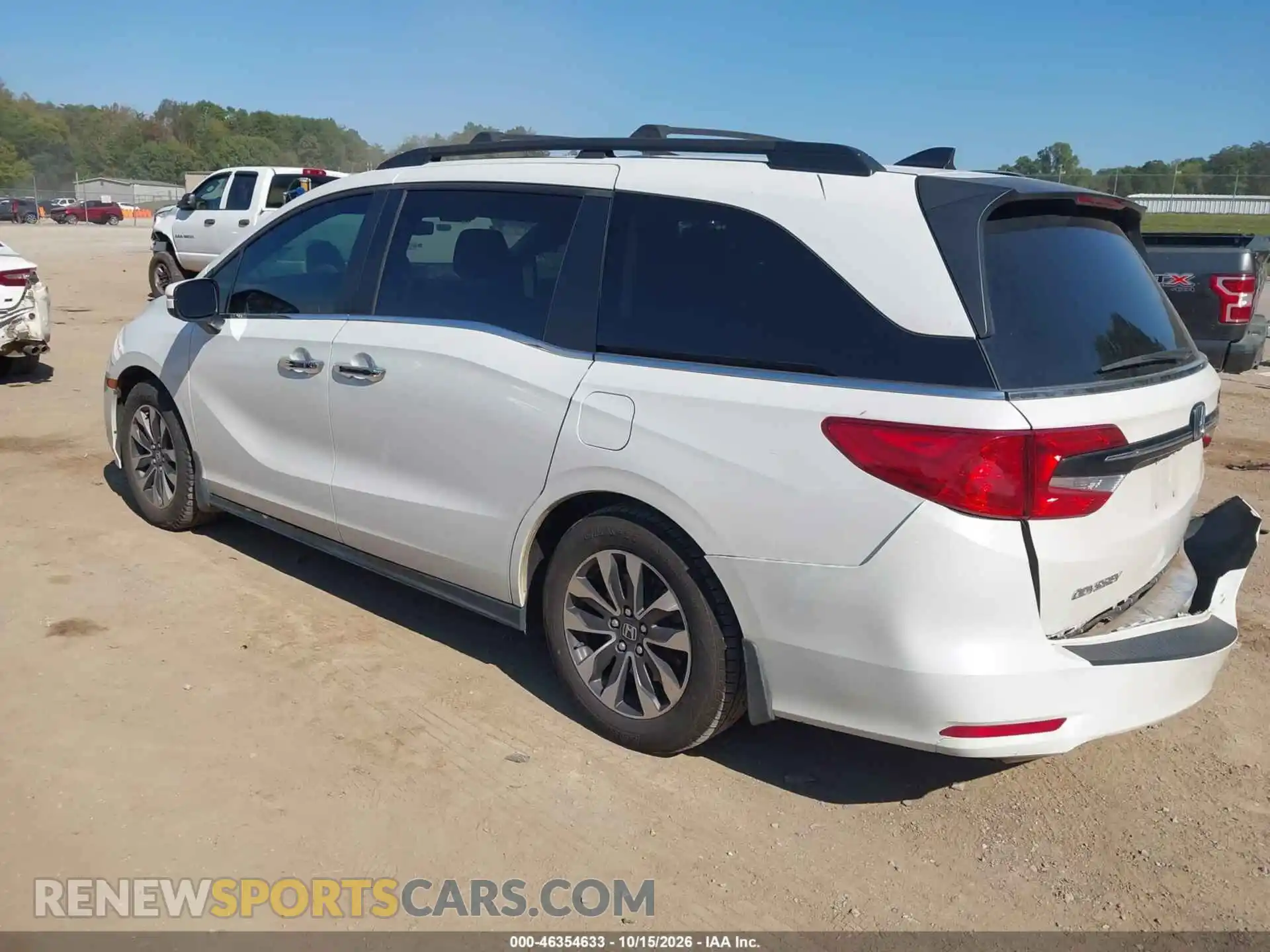 3 Photograph of a damaged car 5FNRL6H7XNB040503 HONDA ODYSSEY 2022