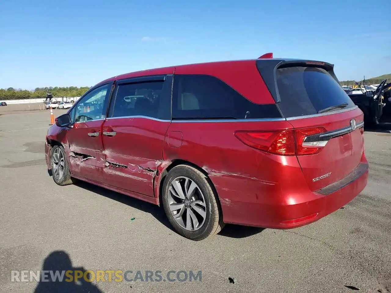 2 Photograph of a damaged car 5FNRL6H80NB057920 HONDA ODYSSEY 2022