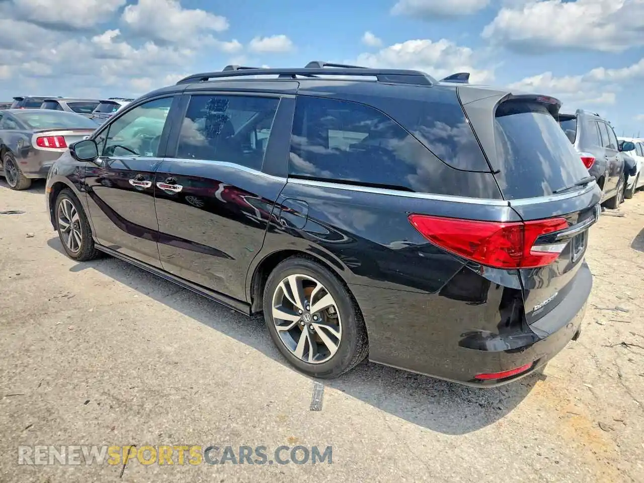 2 Фотография поврежденного автомобиля 5FNRL6H81NB010573 HONDA ODYSSEY 2022