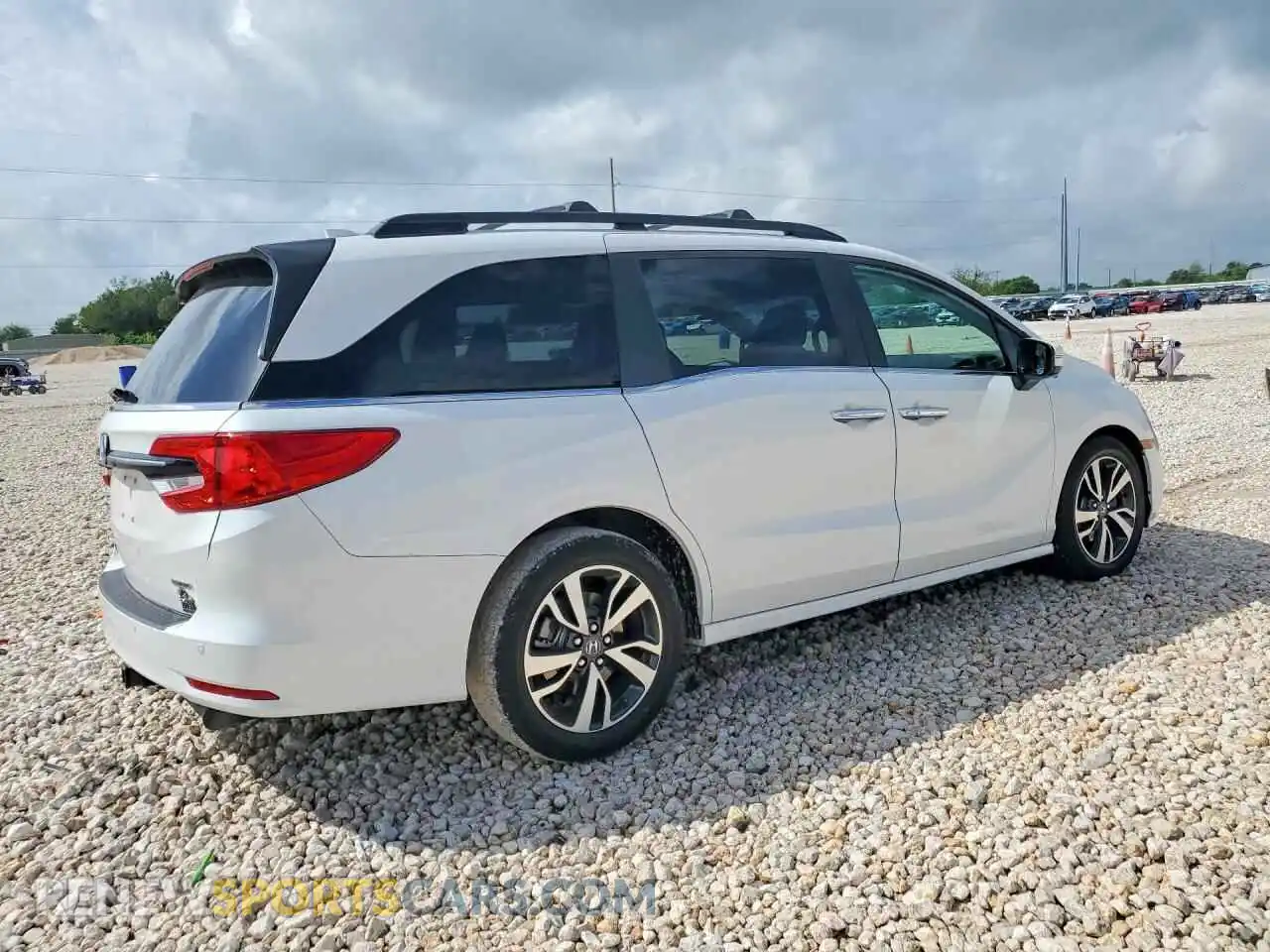 3 Фотография поврежденного автомобиля 5FNRL6H81NB024599 HONDA ODYSSEY 2022