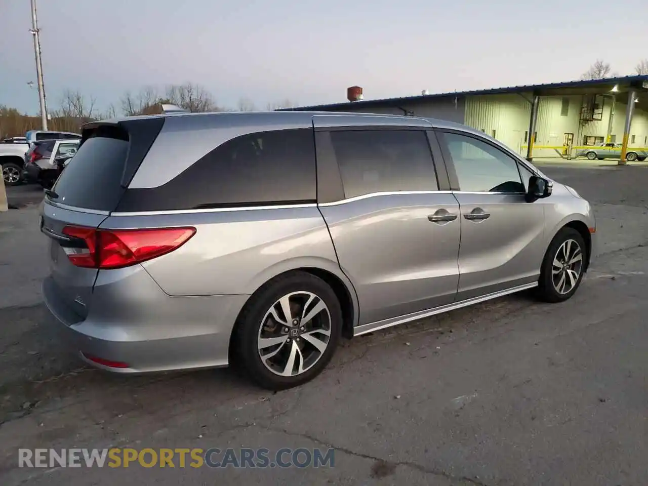 3 fotografías del automóvil dañado 5FNRL6H81NB048692 HONDA ODYSSEY 2022