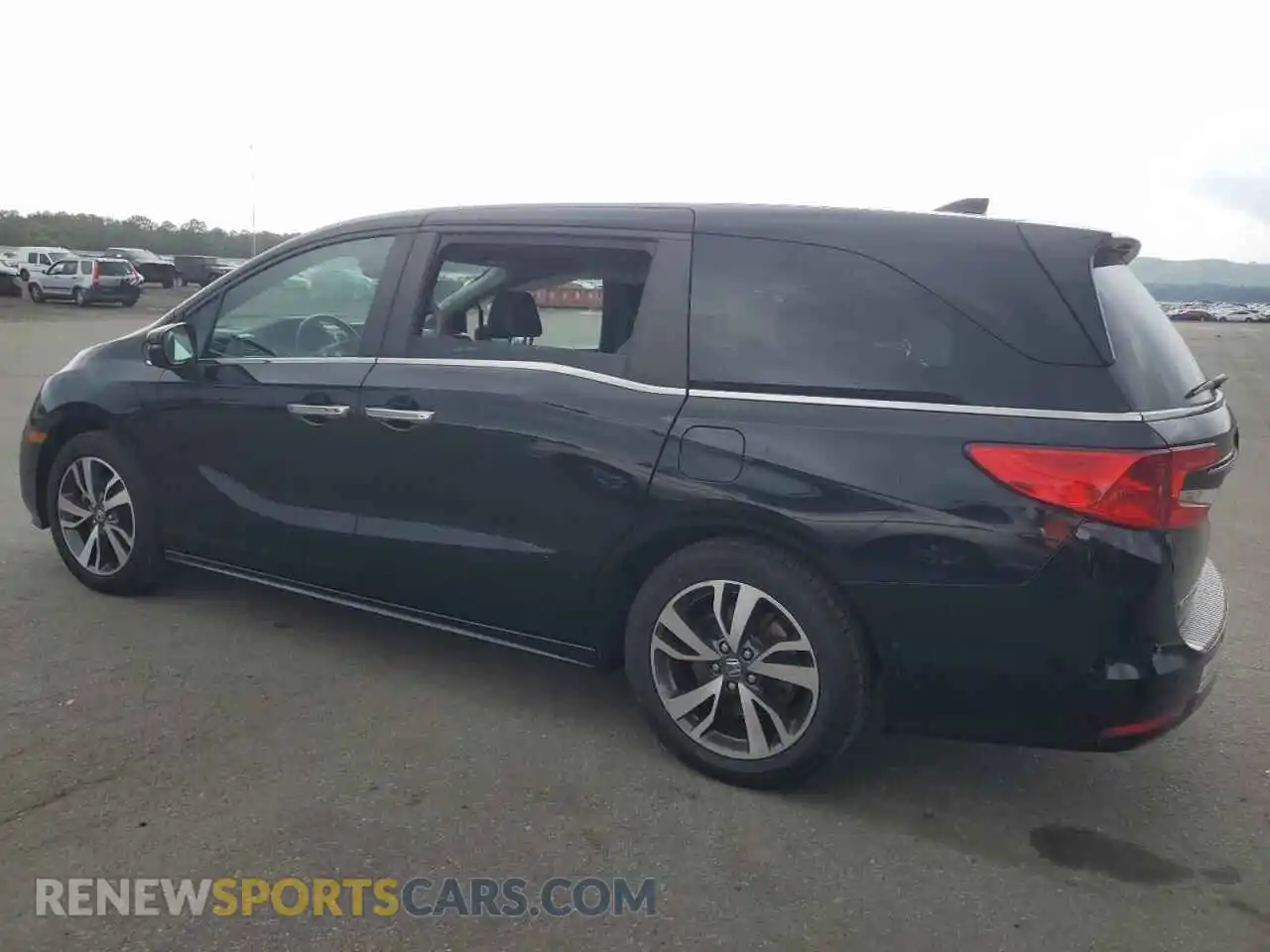 2 Photograph of a damaged car 5FNRL6H82NB012848 HONDA ODYSSEY 2022