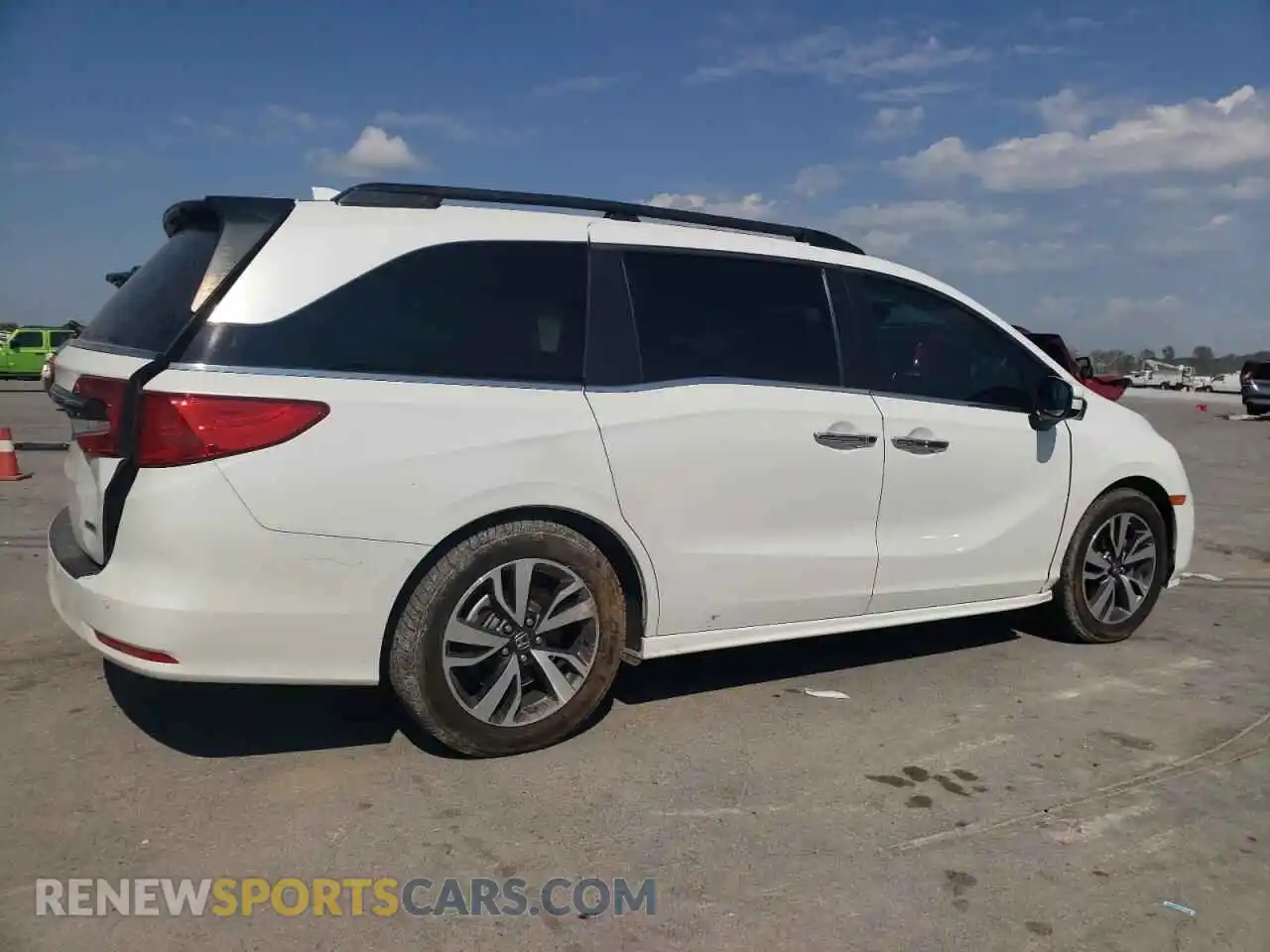 3 Photograph of a damaged car 5FNRL6H82NB051715 HONDA ODYSSEY 2022