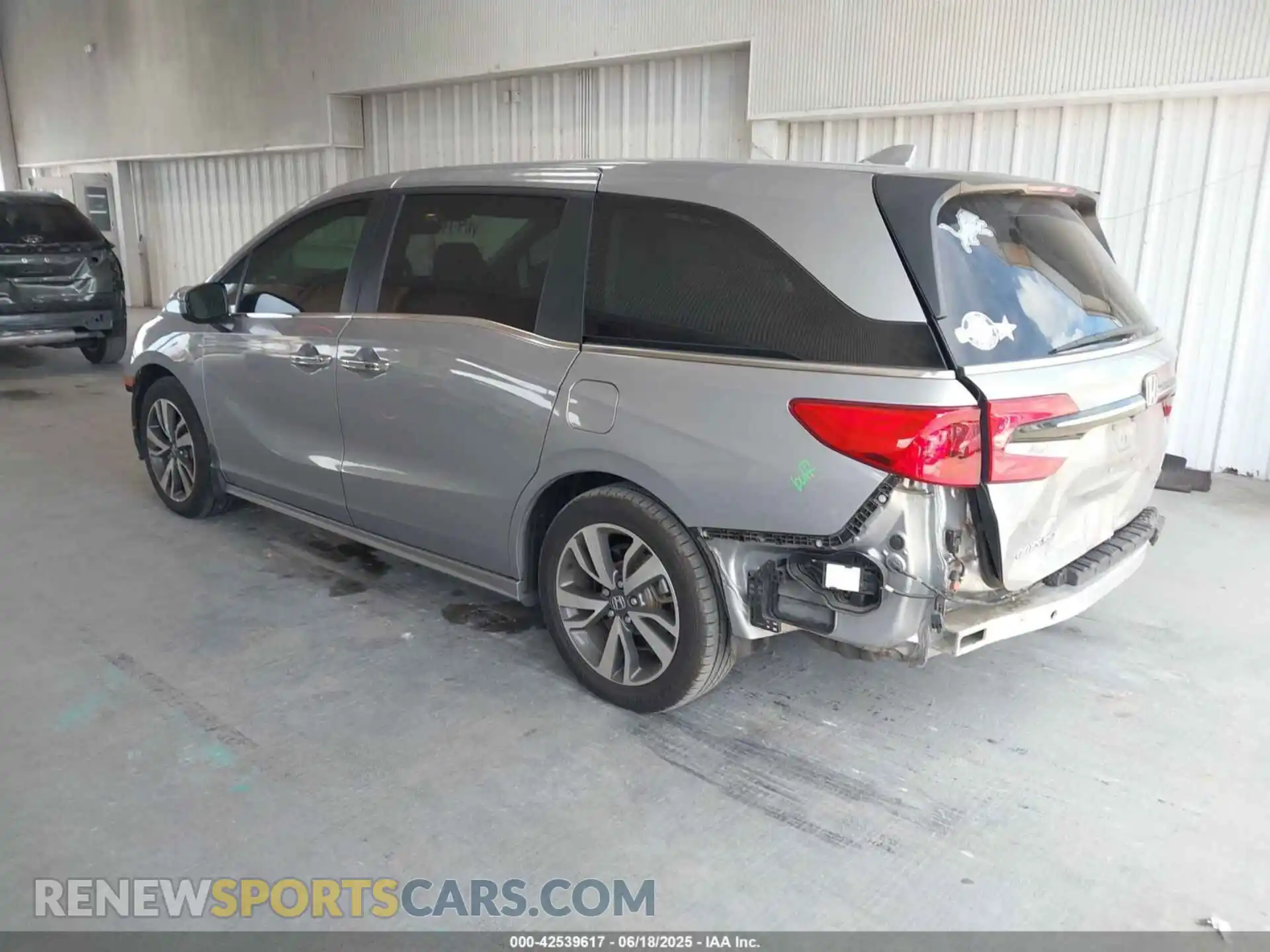 3 Фотография поврежденного автомобиля 5FNRL6H83NB021400 HONDA ODYSSEY 2022