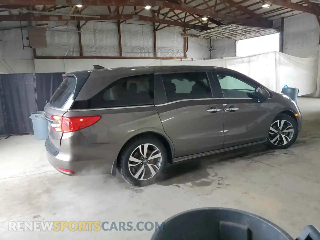 3 Photograph of a damaged car 5FNRL6H83NB043302 HONDA ODYSSEY 2022