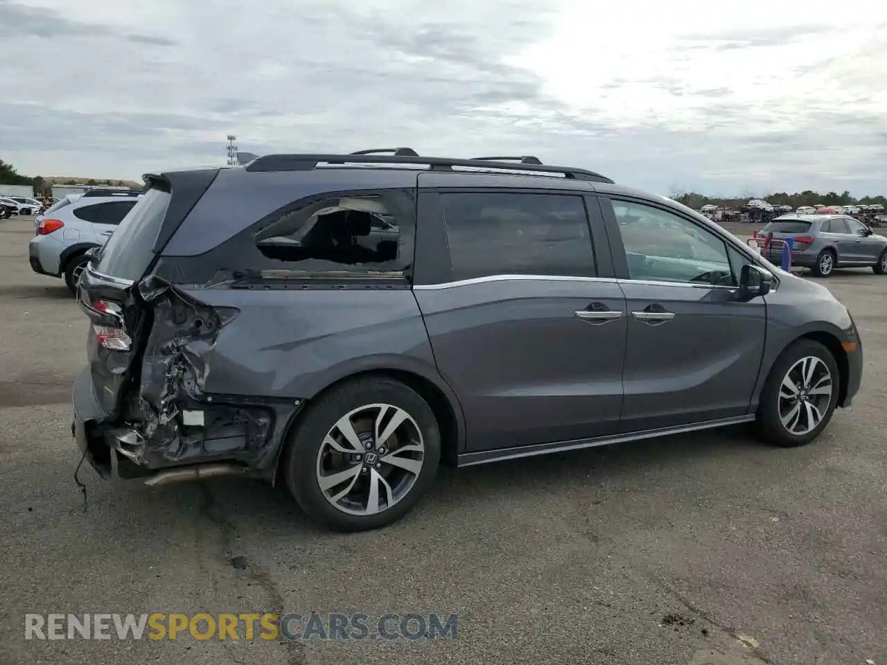 3 Photograph of a damaged car 5FNRL6H84NB052834 HONDA ODYSSEY 2022