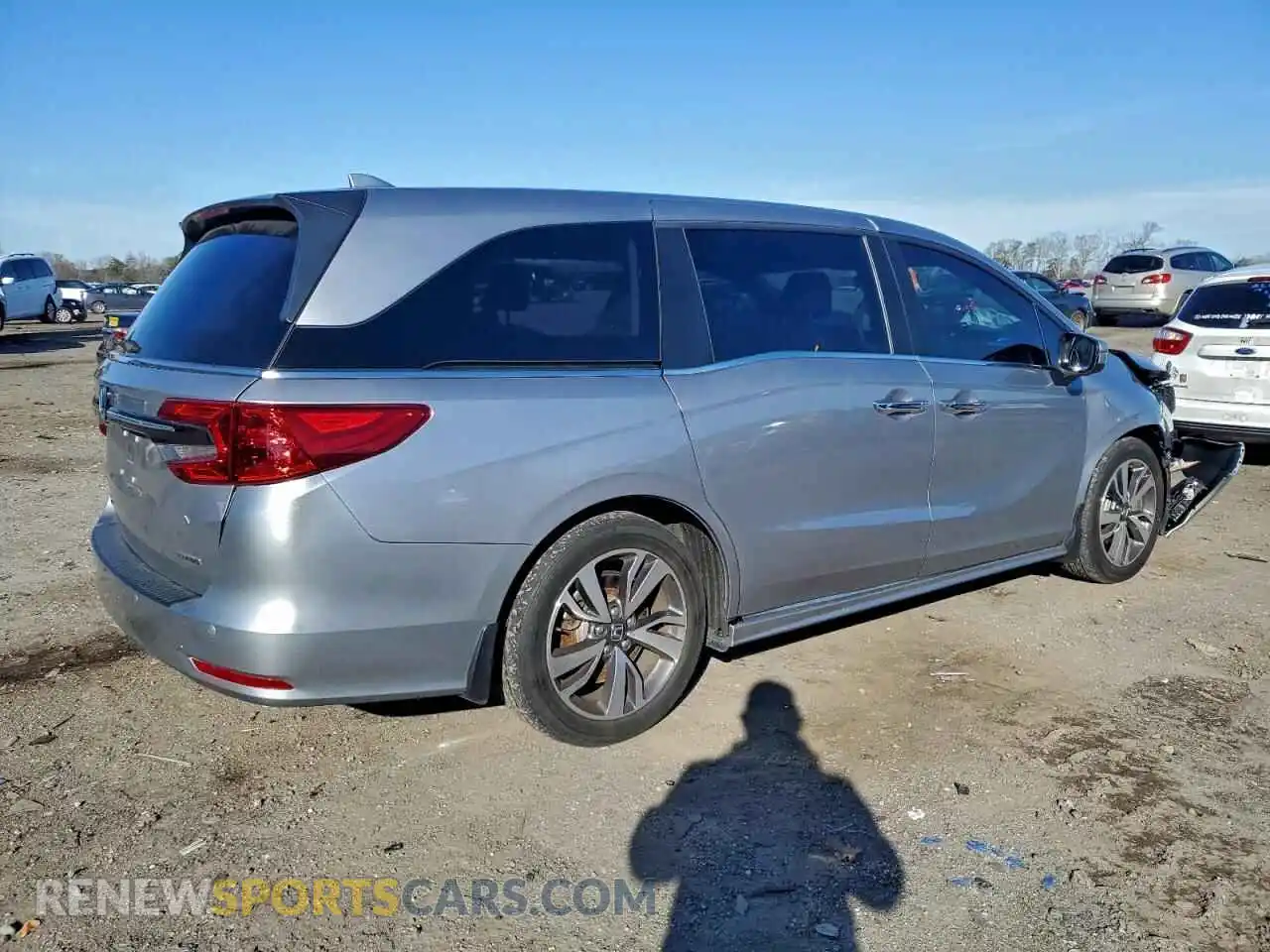 3 Photograph of a damaged car 5FNRL6H84NB054504 HONDA ODYSSEY 2022