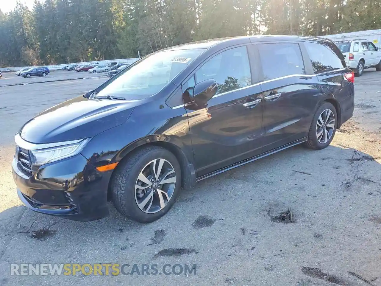 1 Photograph of a damaged car 5FNRL6H85NB012925 HONDA ODYSSEY 2022