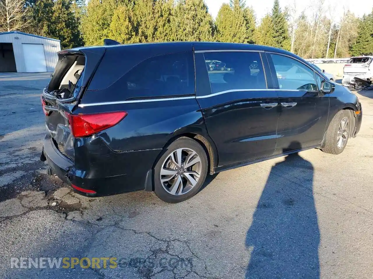 3 Photograph of a damaged car 5FNRL6H85NB012925 HONDA ODYSSEY 2022
