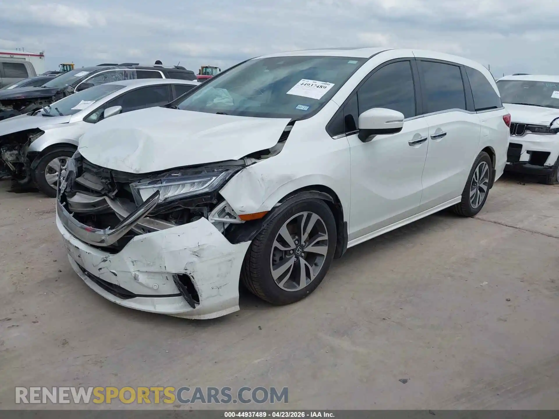 2 Photograph of a damaged car 5FNRL6H85NB058867 HONDA ODYSSEY 2022