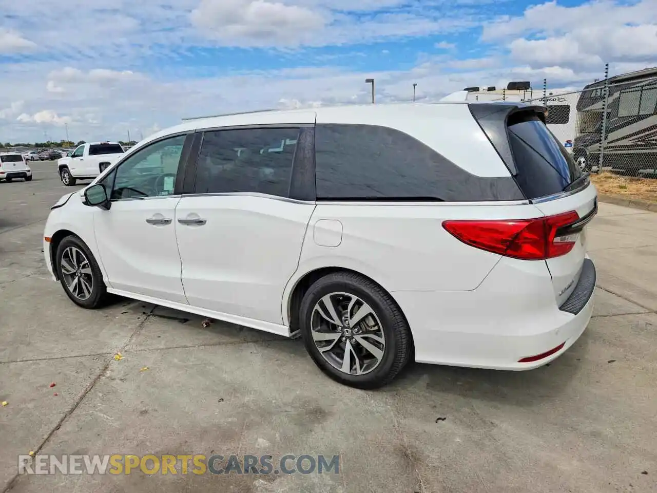 2 Photograph of a damaged car 5FNRL6H87NB020170 HONDA ODYSSEY 2022
