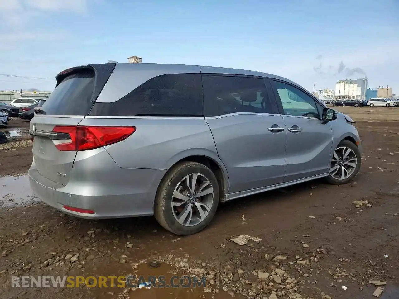 3 Photograph of a damaged car 5FNRL6H87NB056022 HONDA ODYSSEY 2022