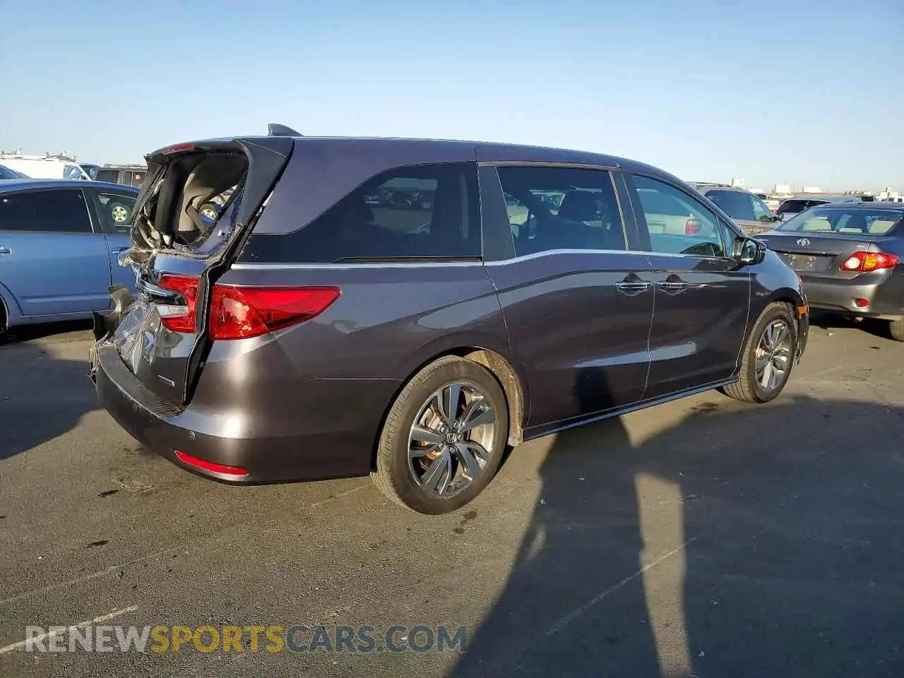 3 Photograph of a damaged car 5FNRL6H87NB067828 HONDA ODYSSEY 2022