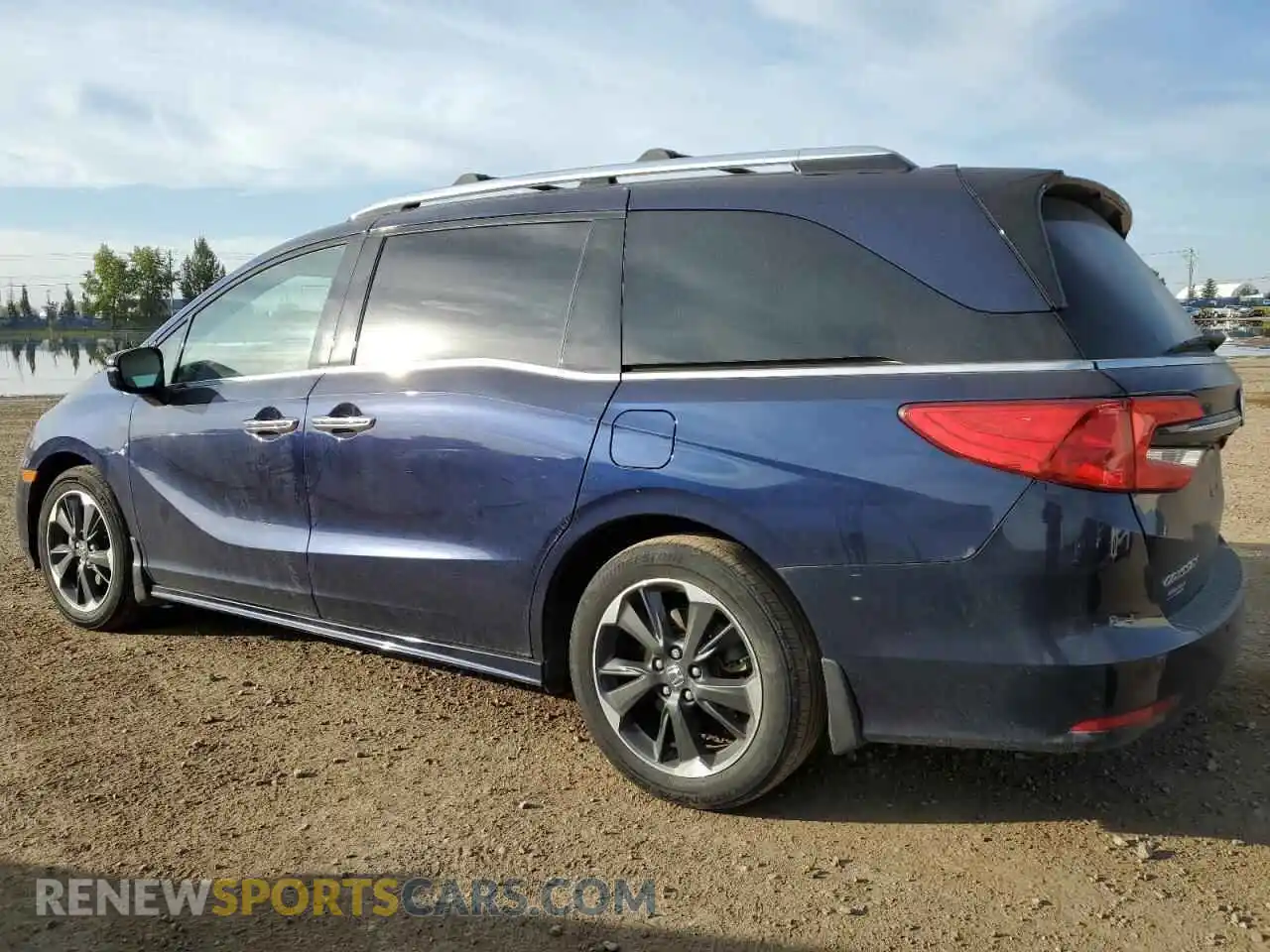 2 Photograph of a damaged car 5FNRL6H87NB503612 HONDA ODYSSEY 2022