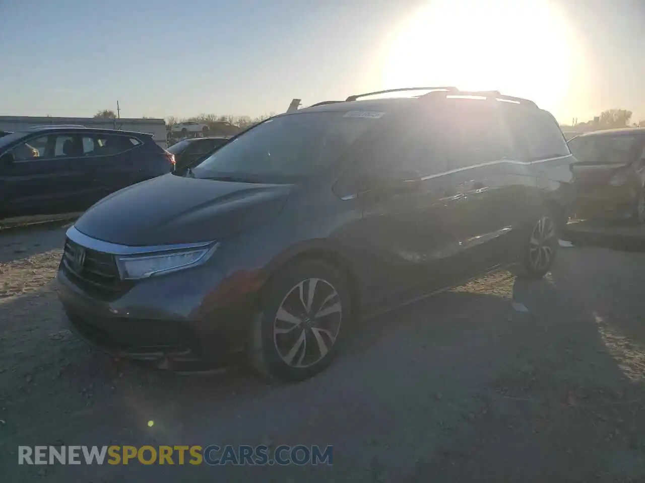 1 Photograph of a damaged car 5FNRL6H88NB002325 HONDA ODYSSEY 2022