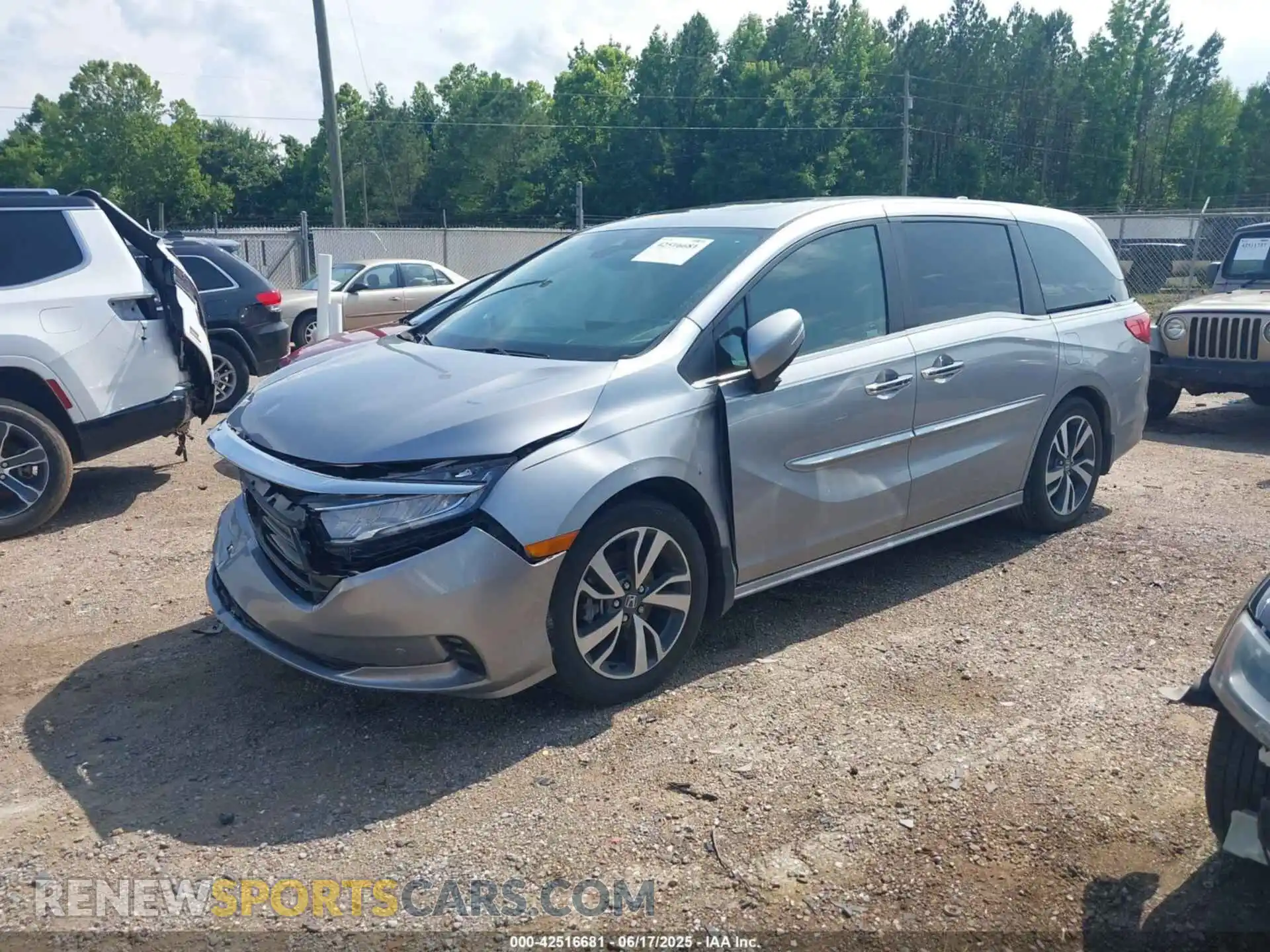 2 Photograph of a damaged car 5FNRL6H88NB005998 HONDA ODYSSEY 2022
