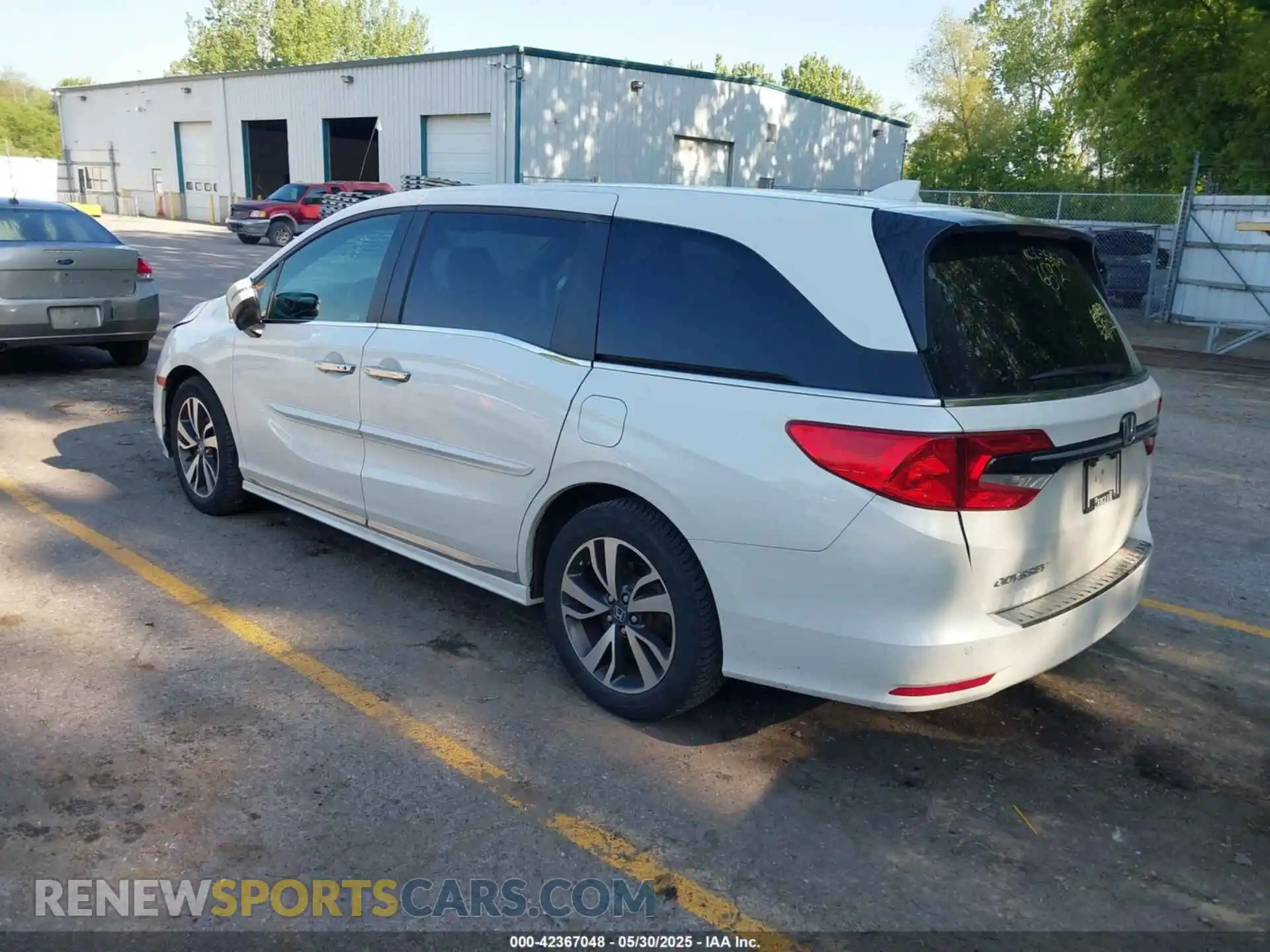 3 Photograph of a damaged car 5FNRL6H88NB026592 HONDA ODYSSEY 2022