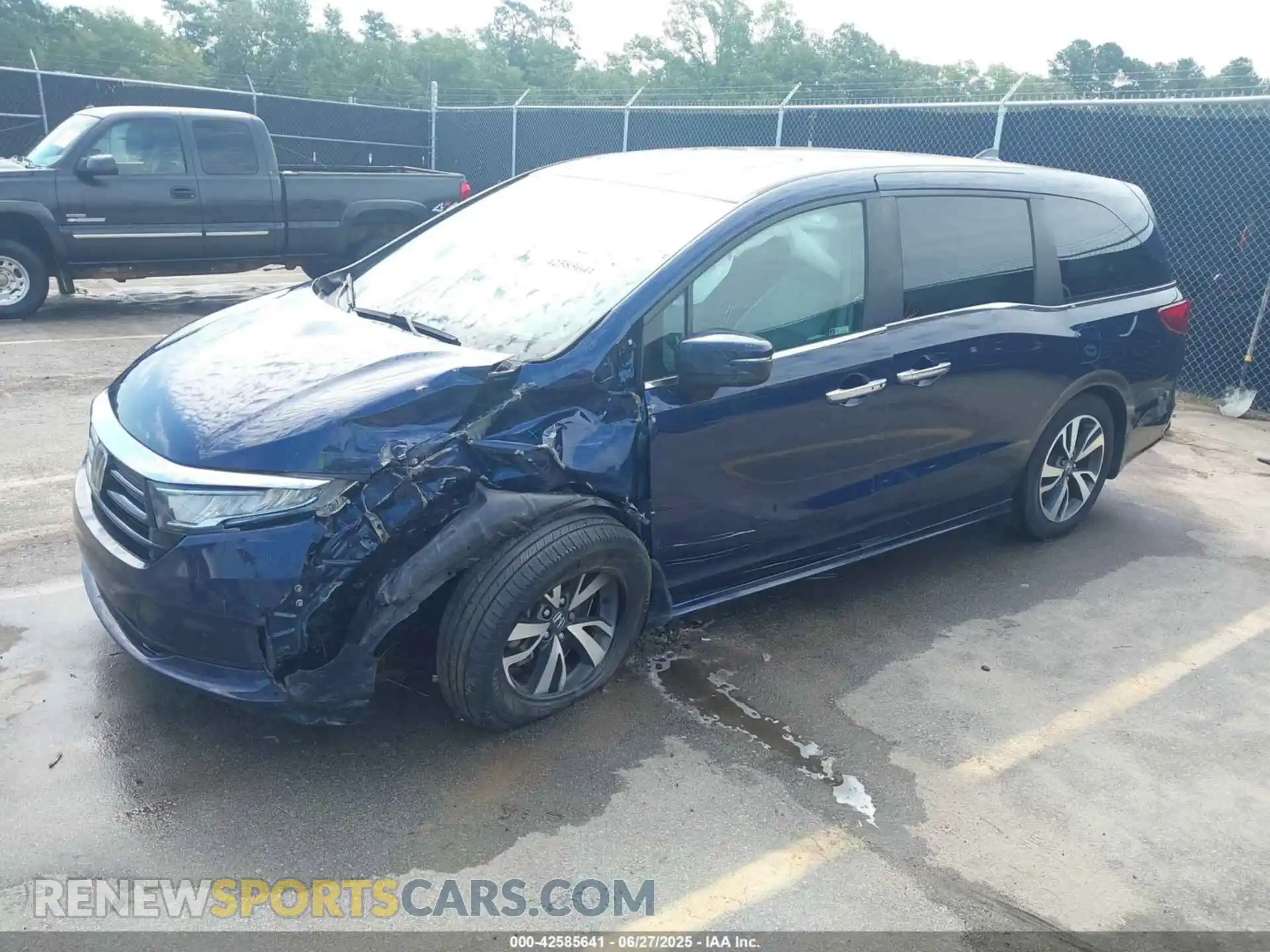 2 fotografías del automóvil dañado 5FNRL6H89NB017139 HONDA ODYSSEY 2022