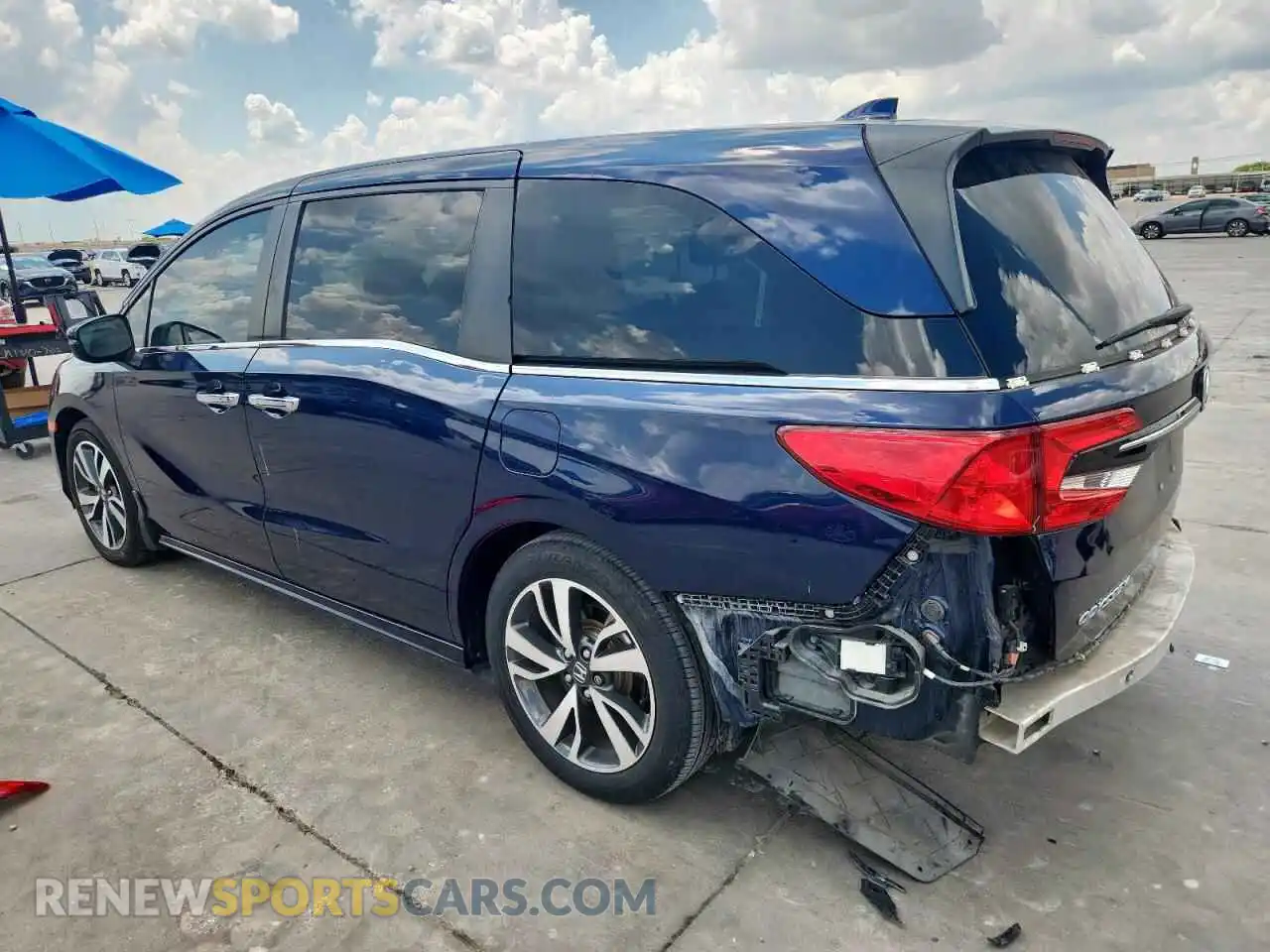 2 Photograph of a damaged car 5FNRL6H89NB025645 HONDA ODYSSEY 2022