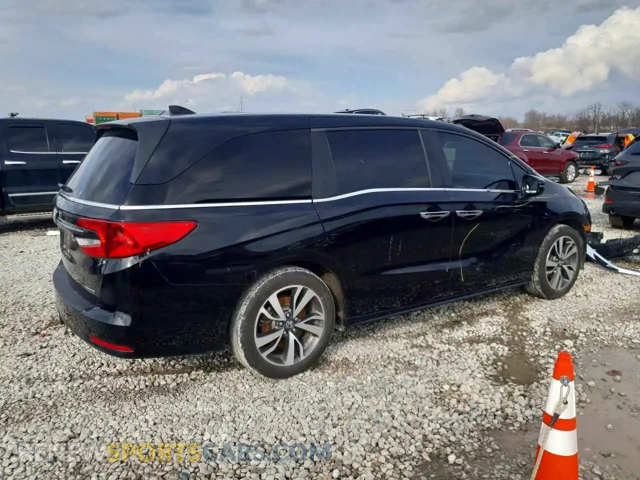 3 fotografías del automóvil dañado 5FNRL6H89NB026455 HONDA ODYSSEY 2022