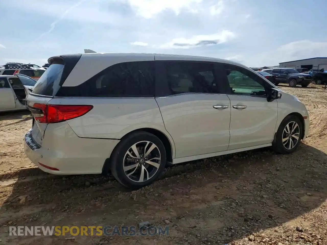 3 Photograph of a damaged car 5FNRL6H89NB068379 HONDA ODYSSEY 2022