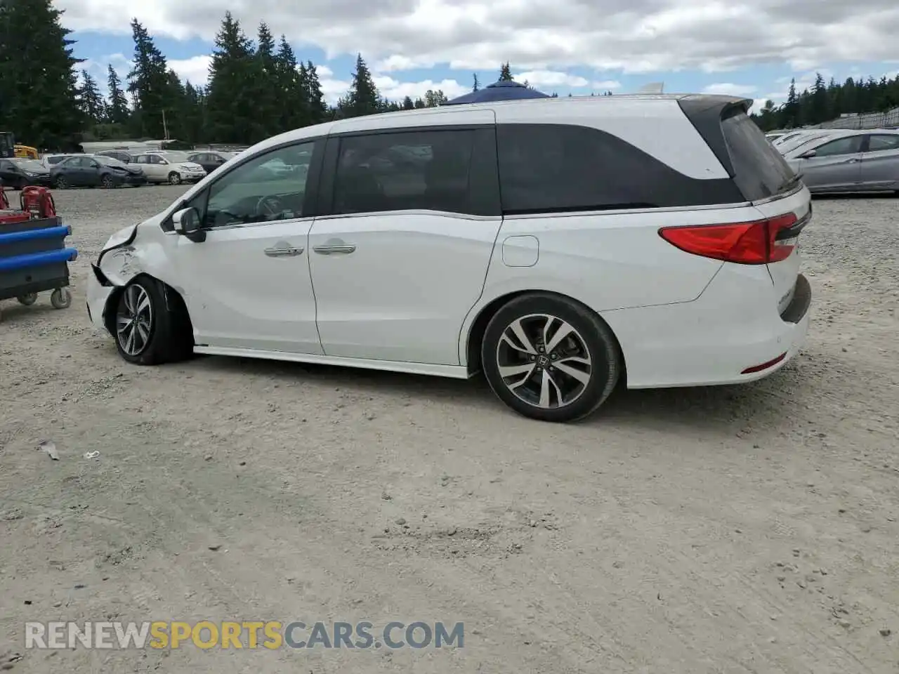 2 Photograph of a damaged car 5FNRL6H8XNB016064 HONDA ODYSSEY 2022