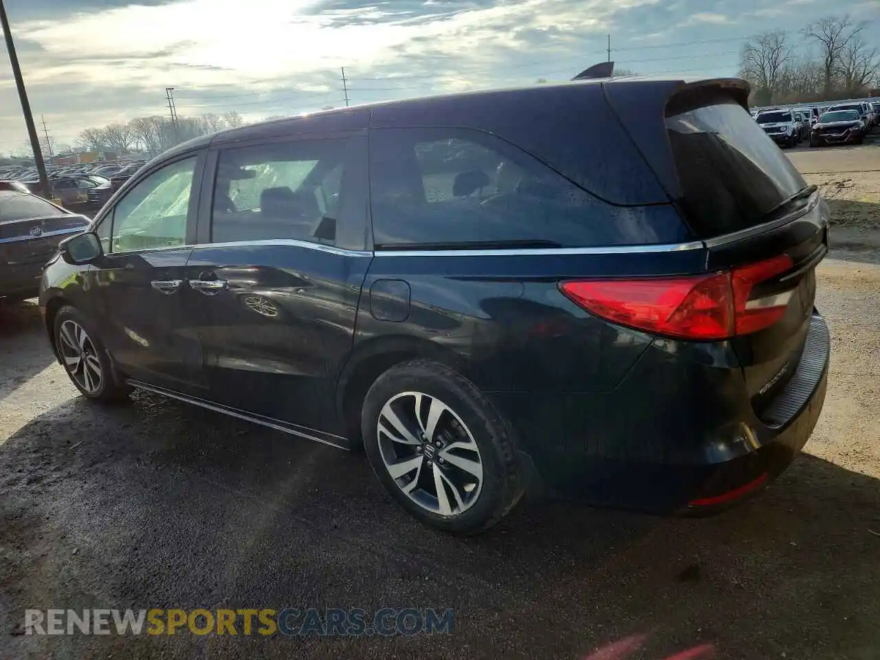 2 Photograph of a damaged car 5FNRL6H8XNB038064 HONDA ODYSSEY 2022