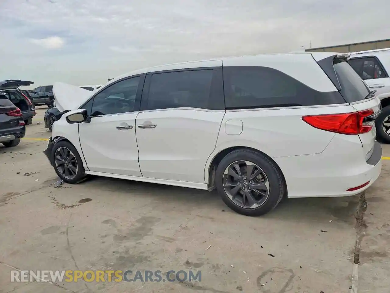 2 Photograph of a damaged car 5FNRL6H90NB015790 HONDA ODYSSEY 2022