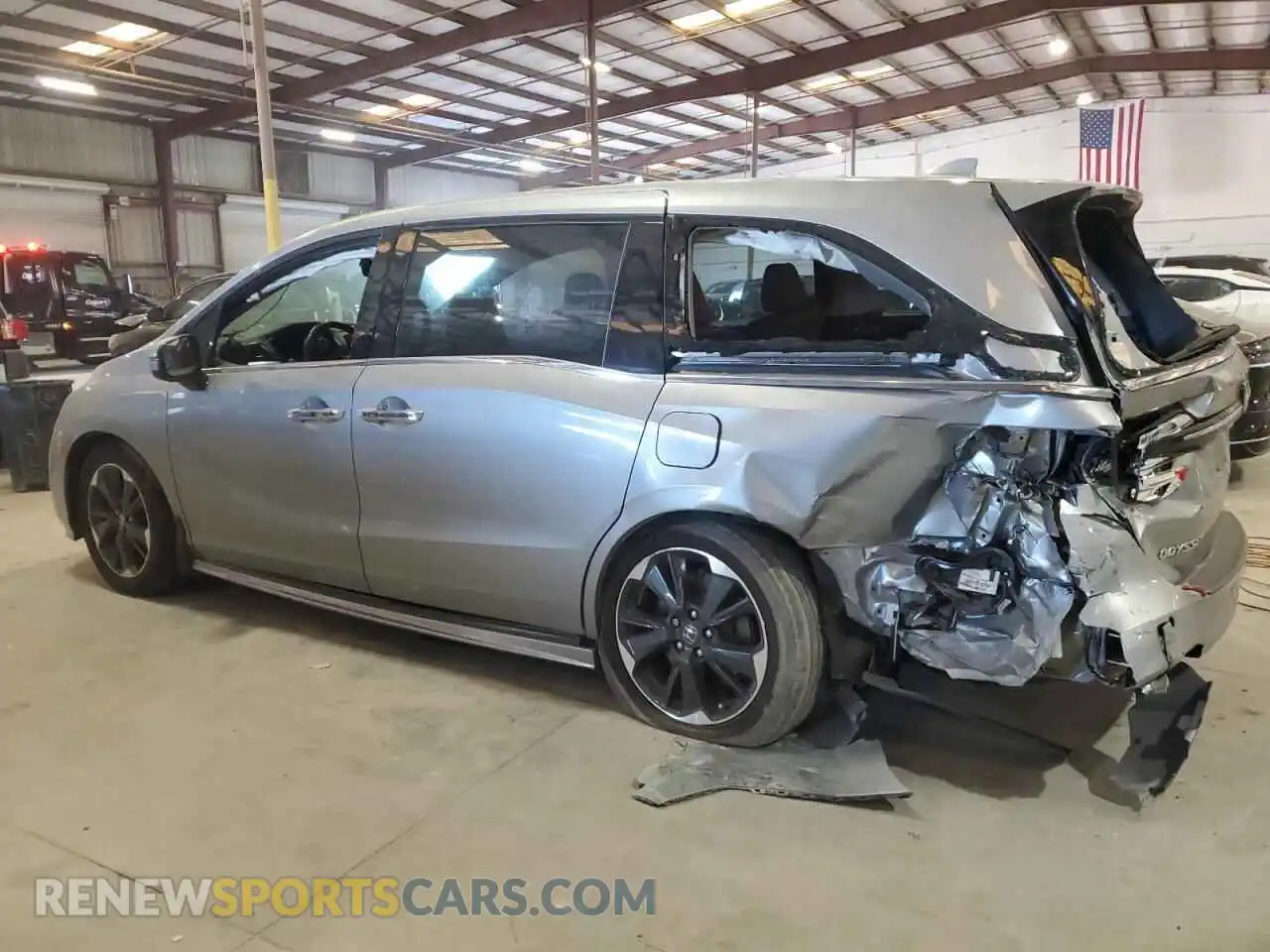 2 Photograph of a damaged car 5FNRL6H90NB024568 HONDA ODYSSEY 2022
