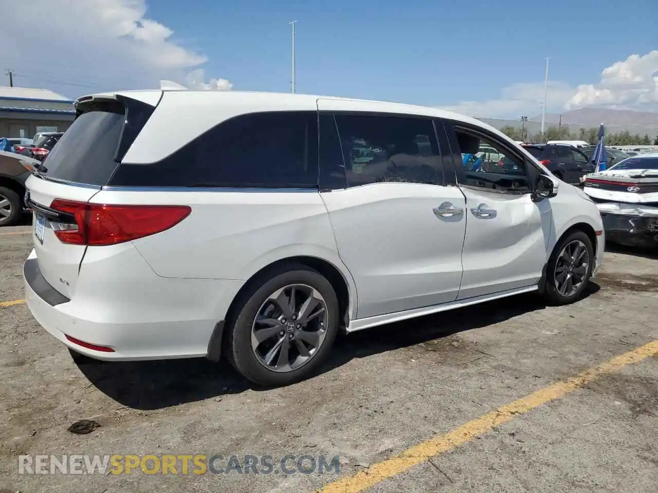 3 Photograph of a damaged car 5FNRL6H90NB050197 HONDA ODYSSEY 2022