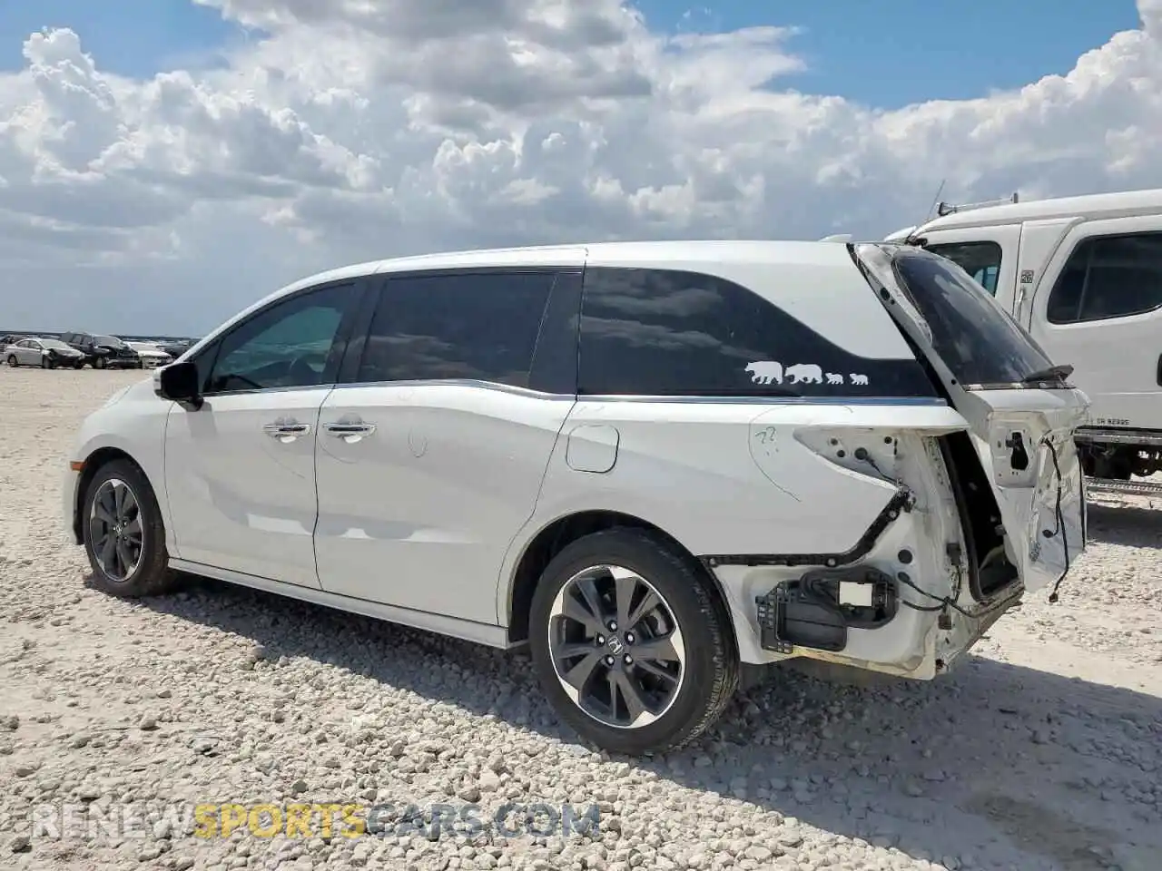 2 Photograph of a damaged car 5FNRL6H90NB055271 HONDA ODYSSEY 2022