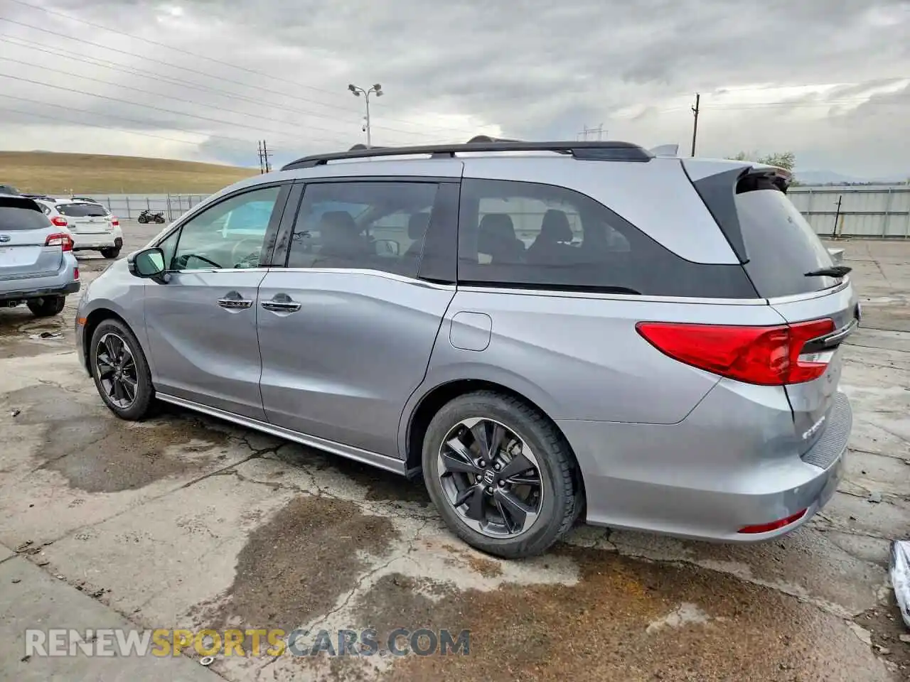 2 Photograph of a damaged car 5FNRL6H98NB024561 HONDA ODYSSEY 2022