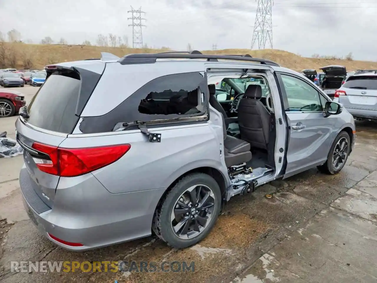 3 Photograph of a damaged car 5FNRL6H98NB024561 HONDA ODYSSEY 2022