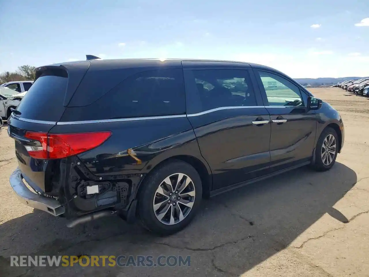 3 Photograph of a damaged car 5FNRL6H61PB016021 HONDA ODYSSEY 2023