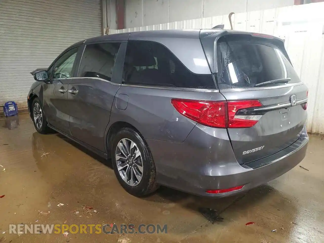 2 Photograph of a damaged car 5FNRL6H62PB034947 HONDA ODYSSEY 2023