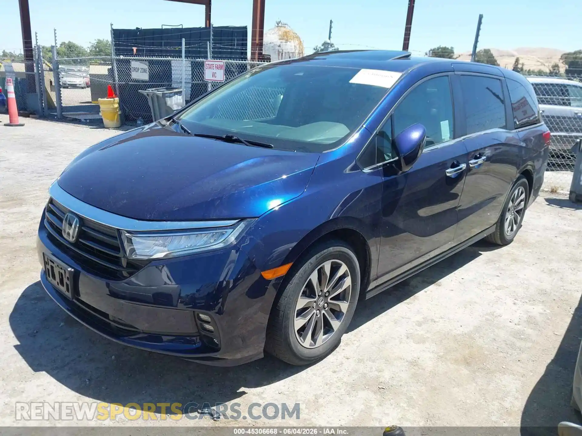 2 Photograph of a damaged car 5FNRL6H62PB076518 HONDA ODYSSEY 2023