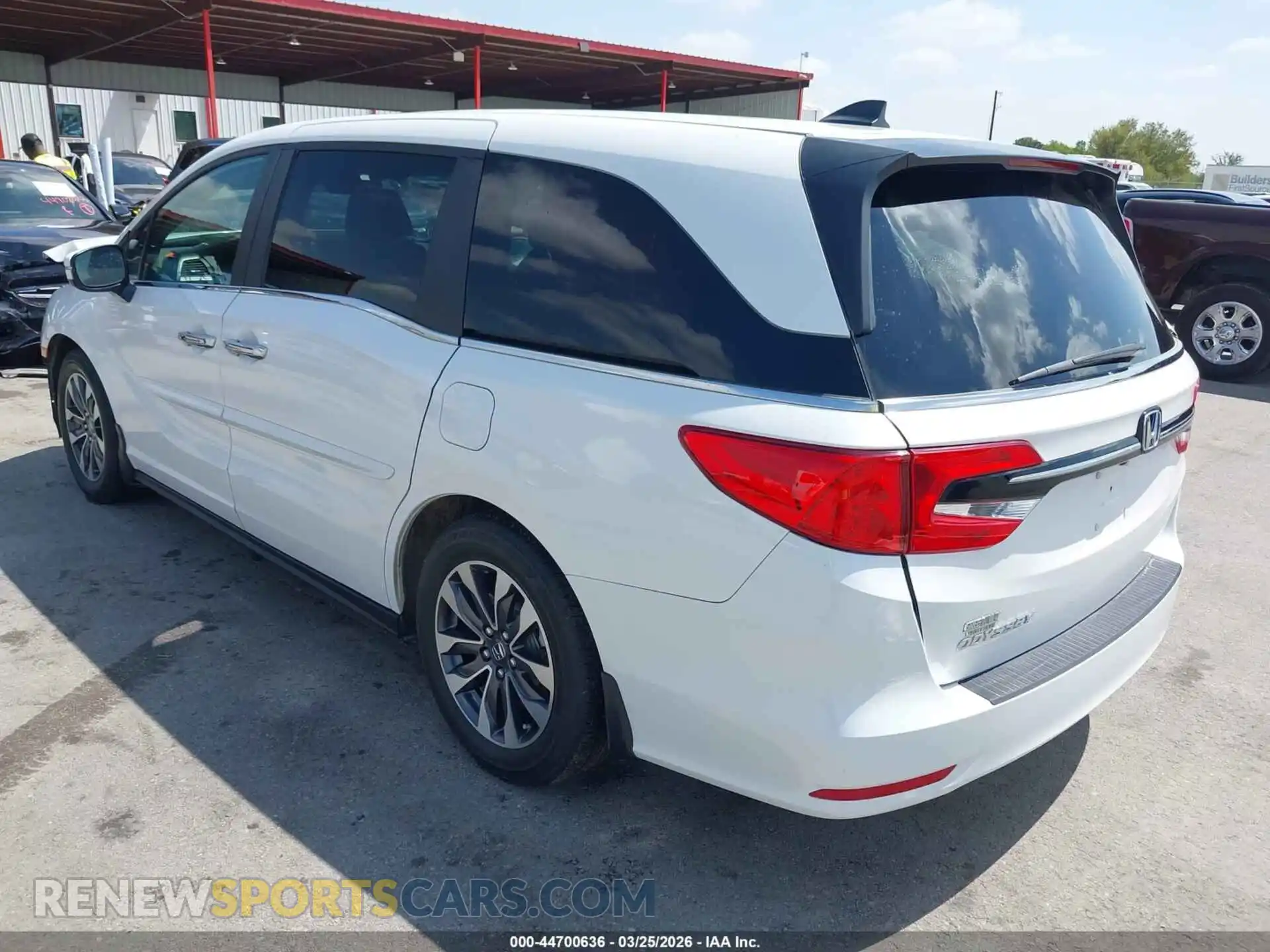3 Photograph of a damaged car 5FNRL6H64PB031127 HONDA ODYSSEY 2023