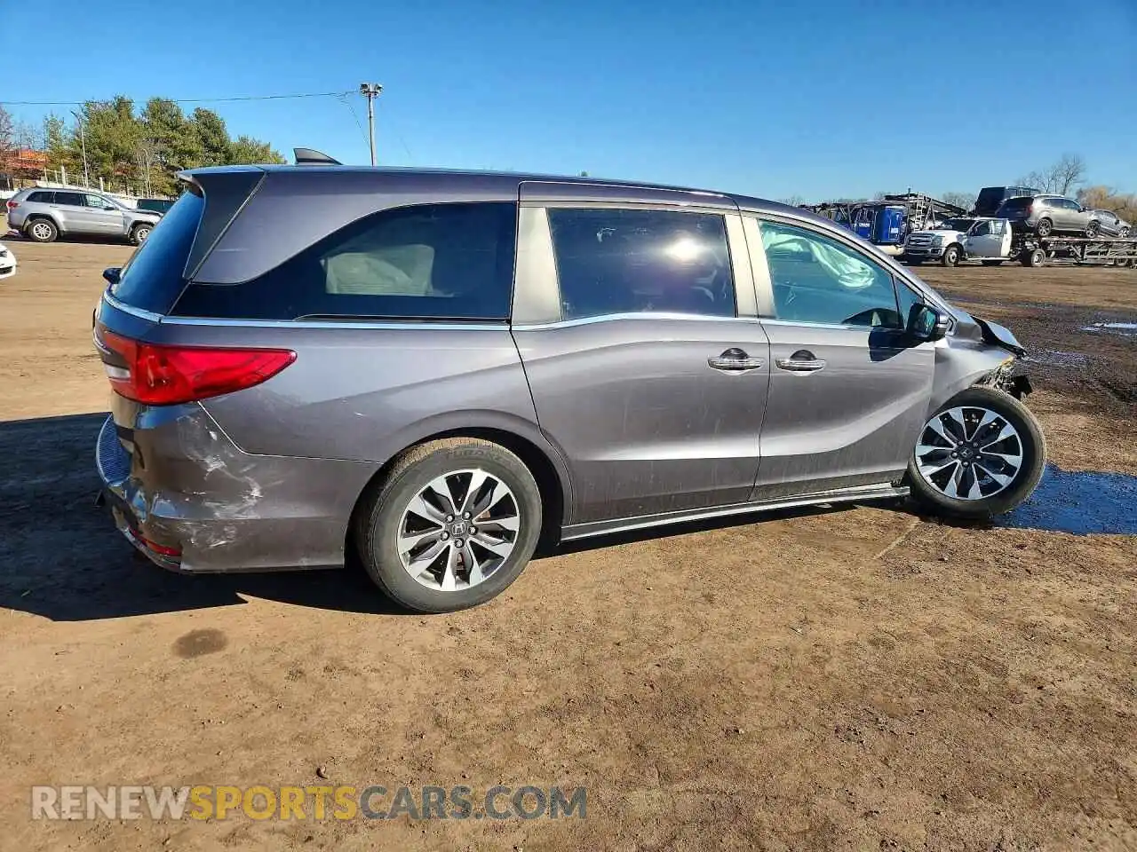 3 Photograph of a damaged car 5FNRL6H65PB028656 HONDA ODYSSEY 2023