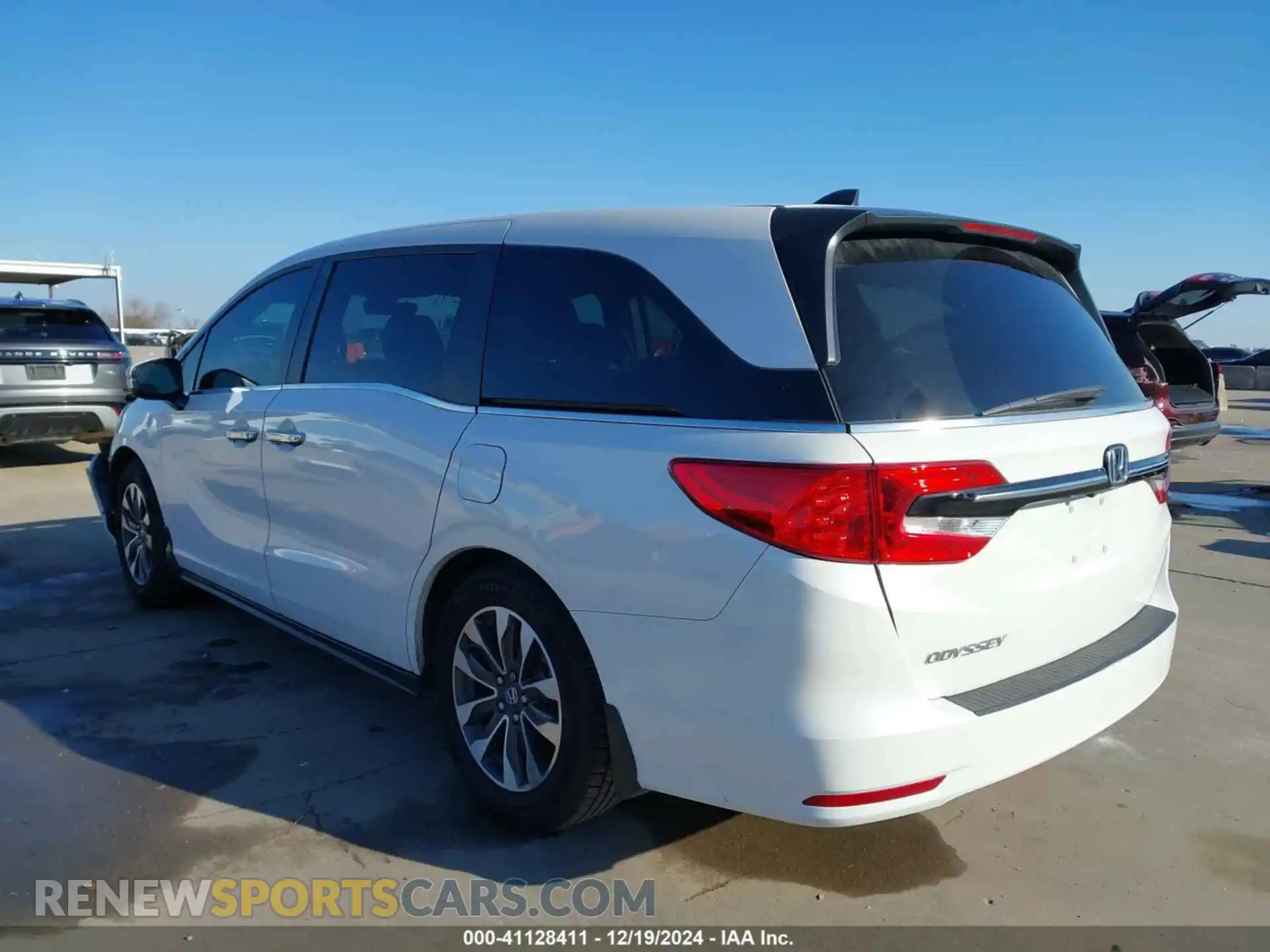 3 Photograph of a damaged car 5FNRL6H66PB029475 HONDA ODYSSEY 2023