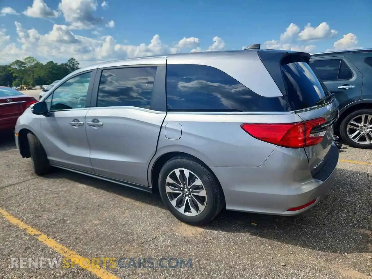 2 Photograph of a damaged car 5FNRL6H67PB033535 HONDA ODYSSEY 2023