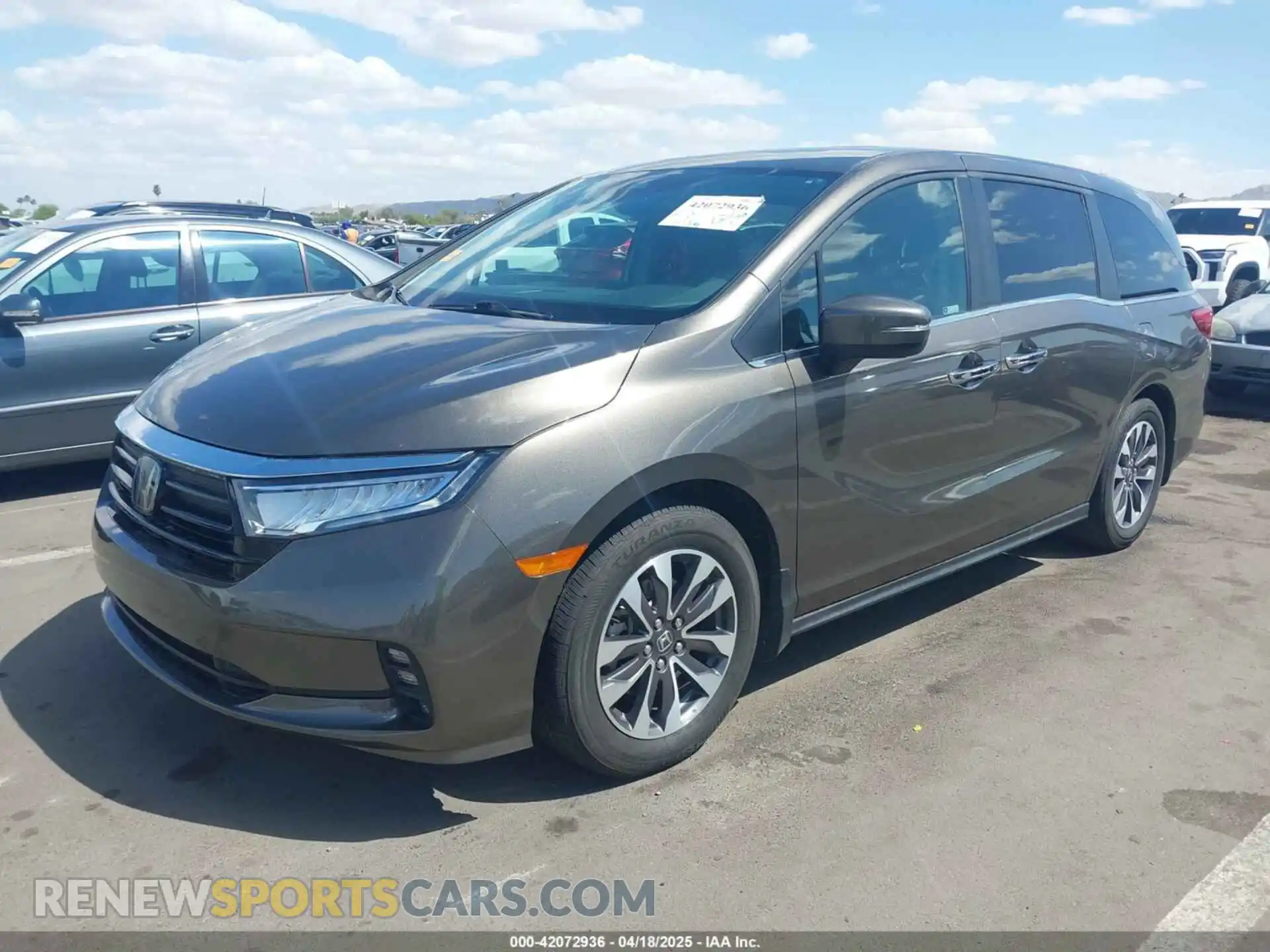 2 Фотография поврежденного автомобиля 5FNRL6H68PB028702 HONDA ODYSSEY 2023