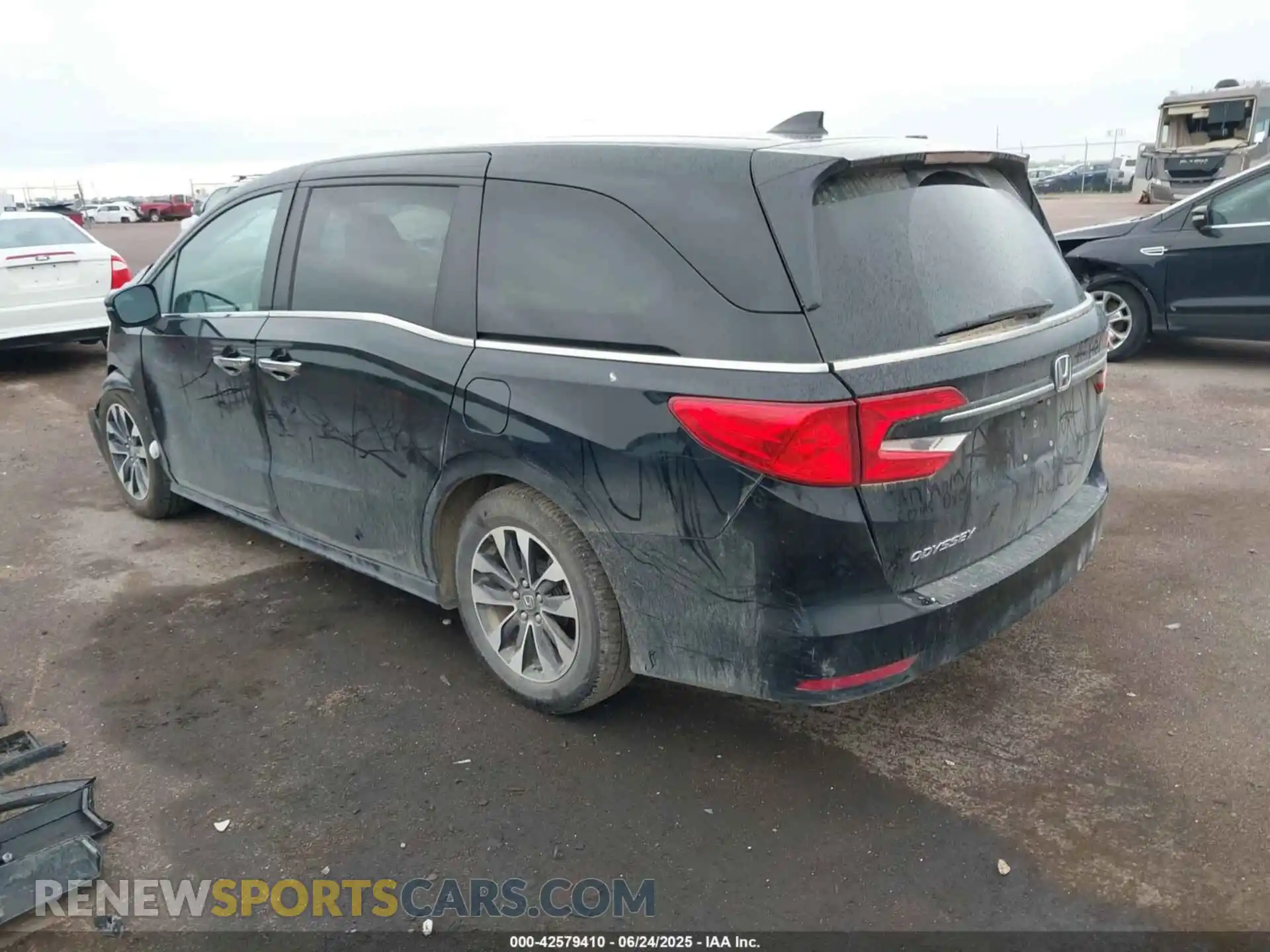 3 fotografías del automóvil dañado 5FNRL6H68PB041580 HONDA ODYSSEY 2023
